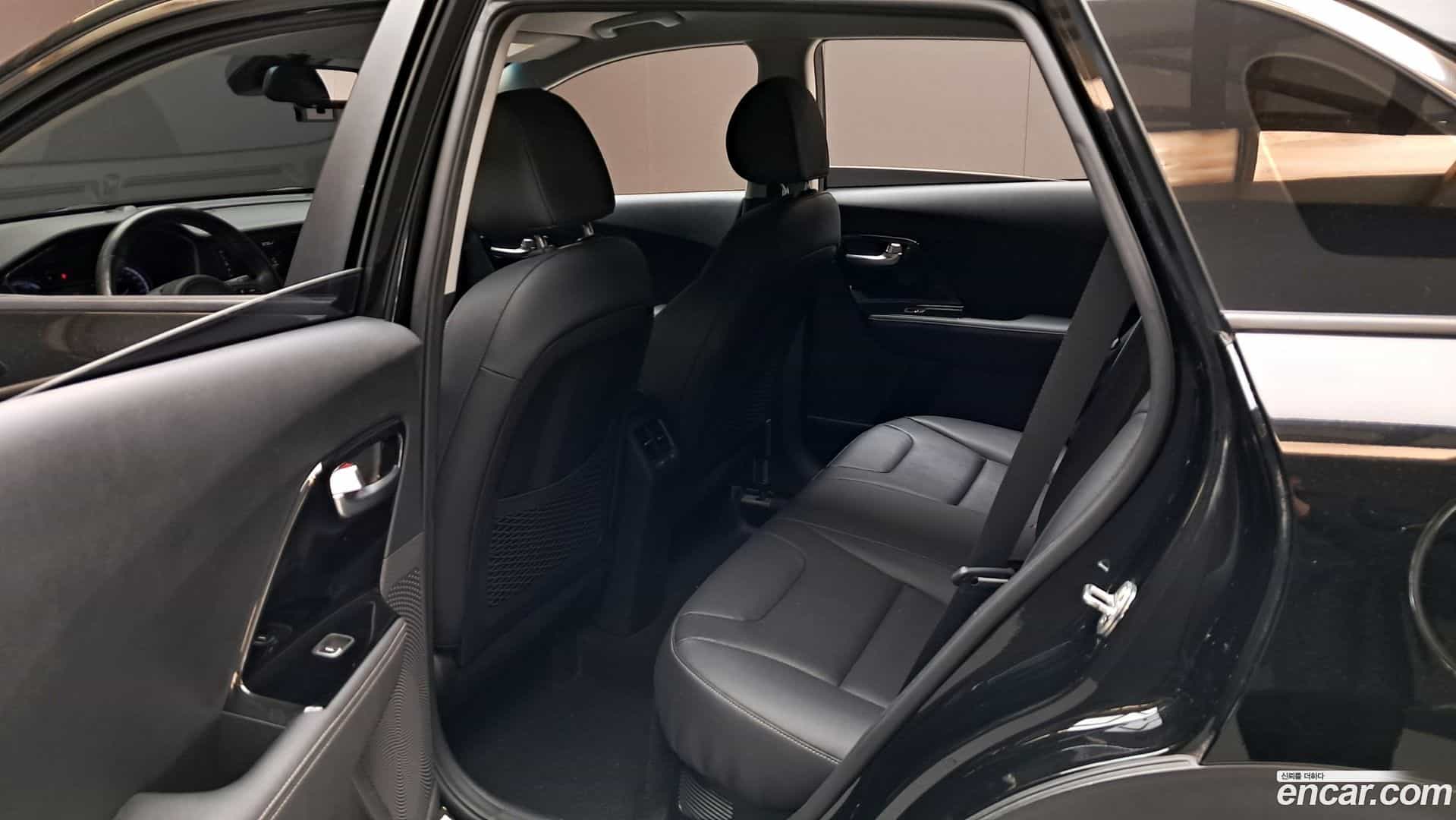 Niro Kia 2021.10-INNER-010