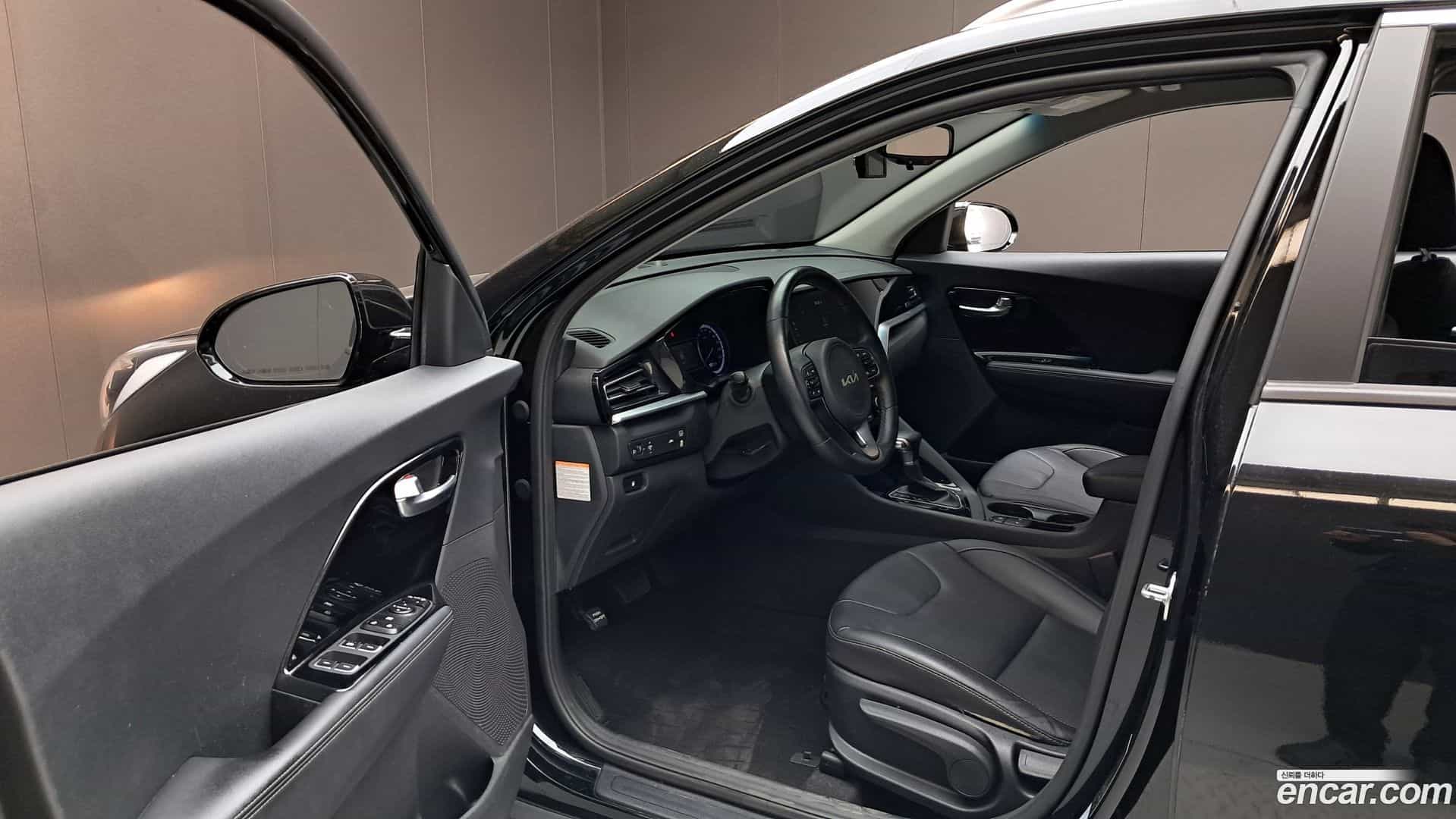 Niro Kia 2021.10-INNER-035