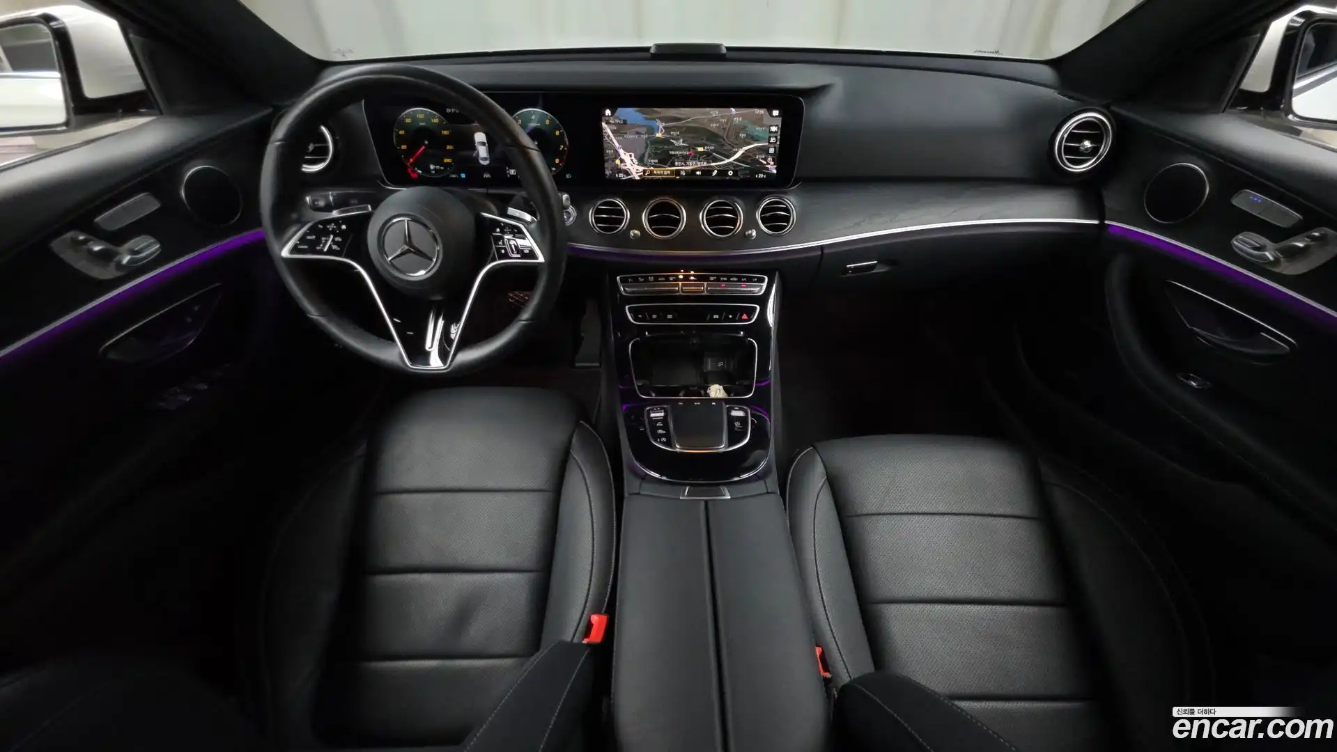 E-Class Mercedes-Benz 2023.9-INNER-007