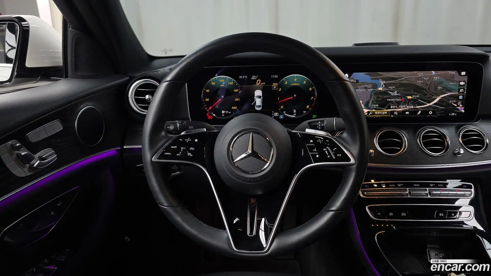 E-Class Mercedes-Benz 2023.9-OPTION-017