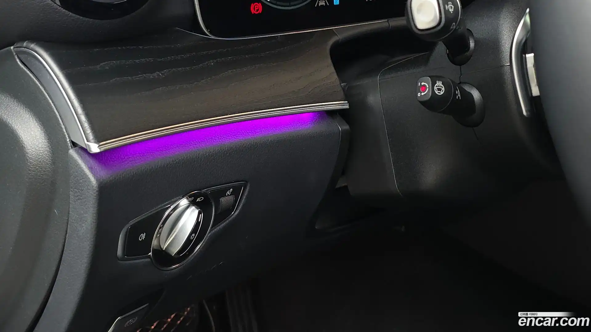 E-Class Mercedes-Benz 2023.9-OPTION-021