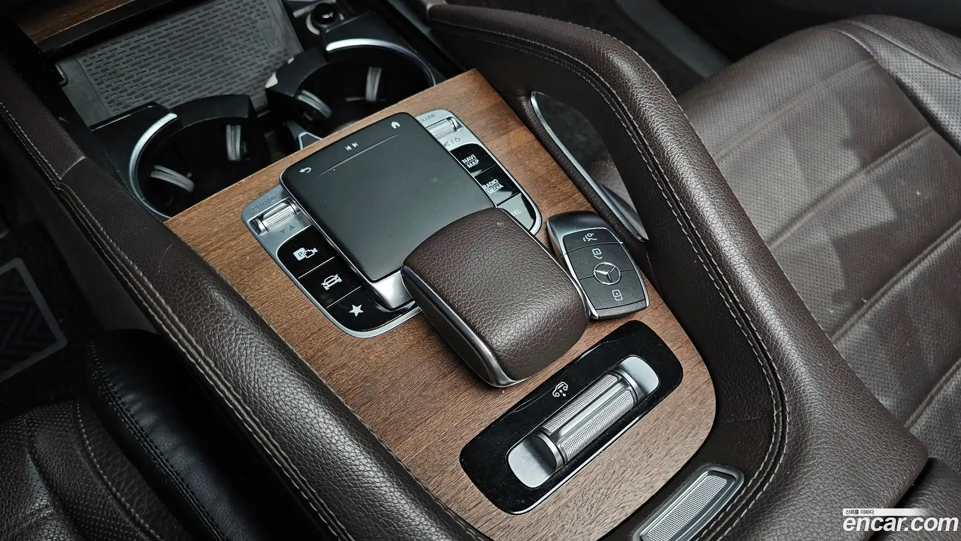 GLE-Class Mercedes-Benz 2020.5-OPTION-024