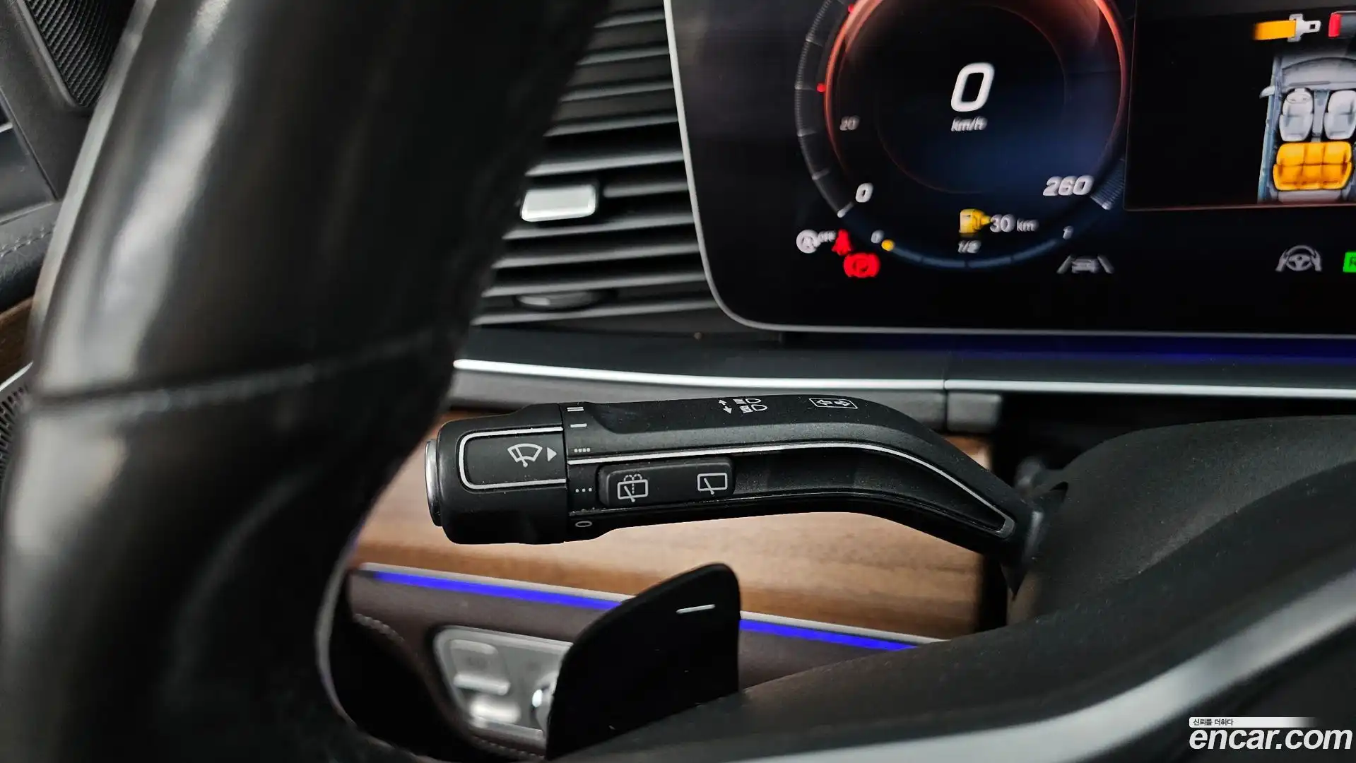 GLE-Class Mercedes-Benz 2020.5-OPTION-043
