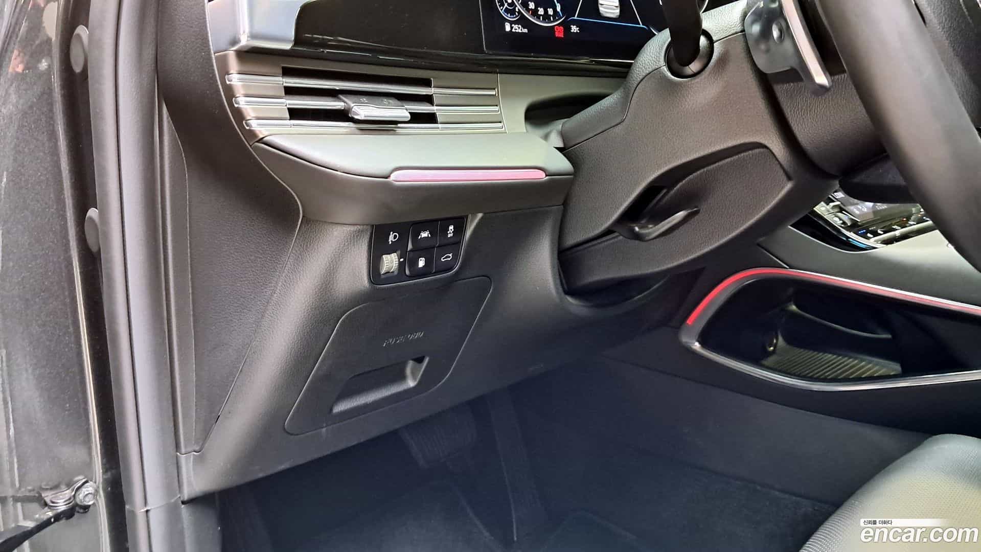 Grandeur Hyundai 2022.5-OPTION-019