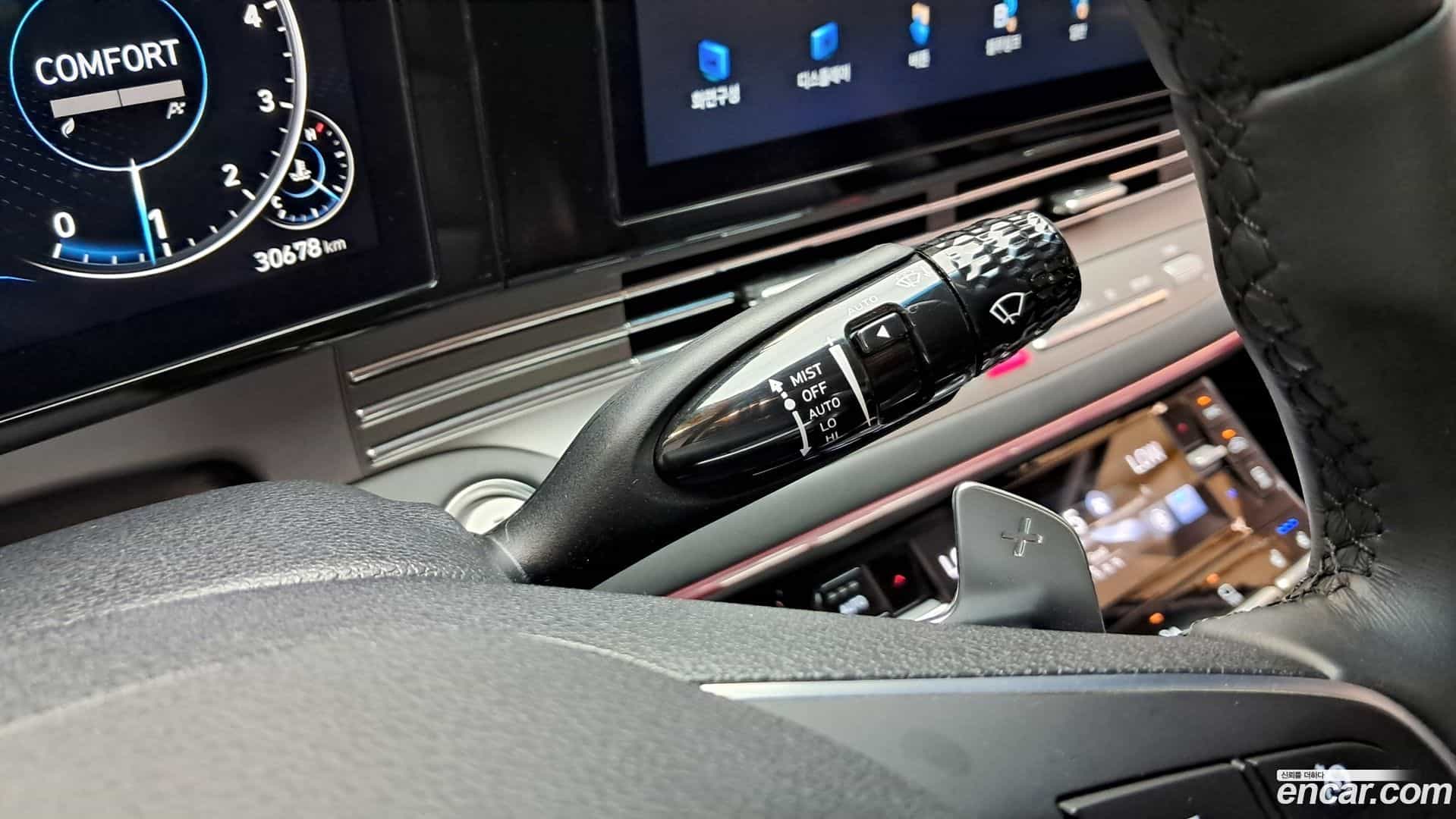 Grandeur Hyundai 2022.5-OPTION-021