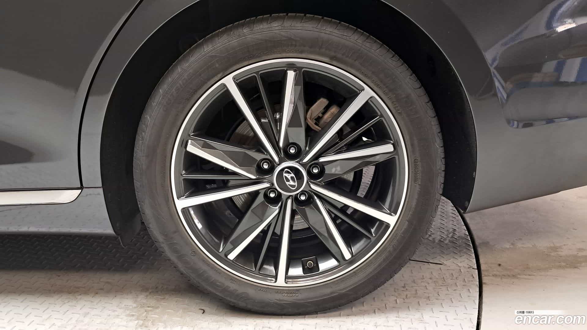Grandeur Hyundai 2022.5-OUTER-031