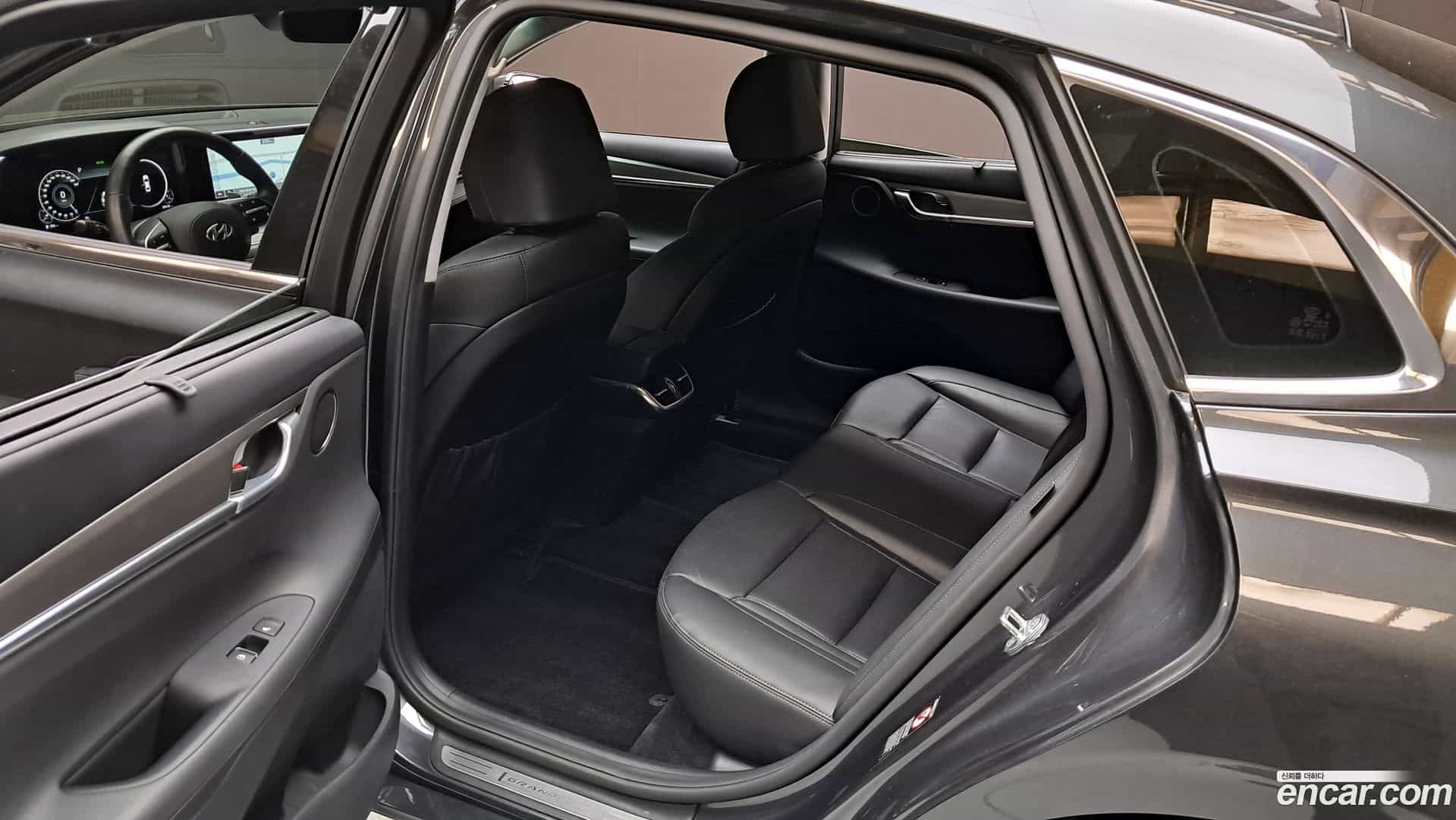 Grandeur Hyundai 2022.5-INNER-036