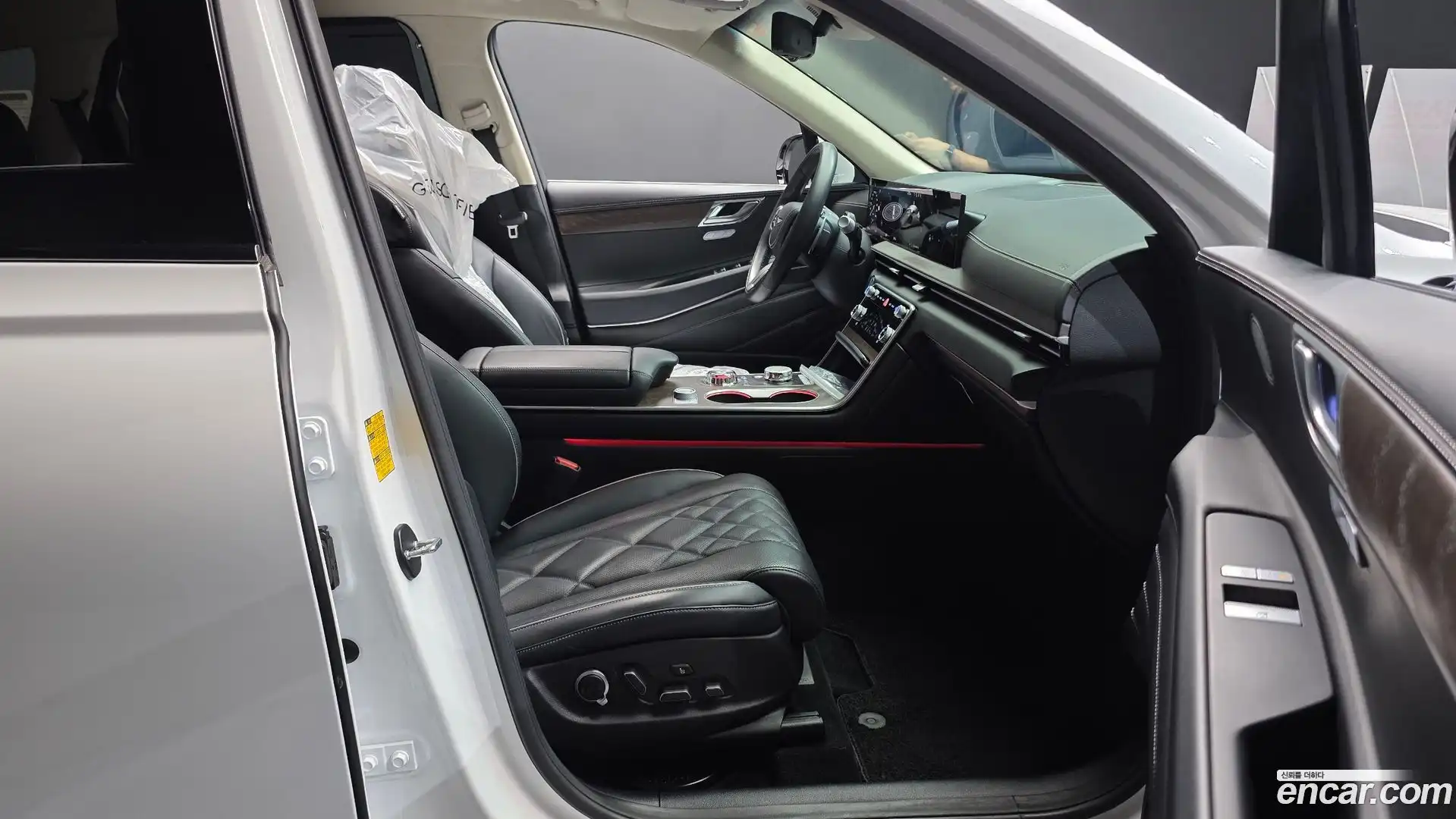 GV80 Genesis 2024.0-INNER-036