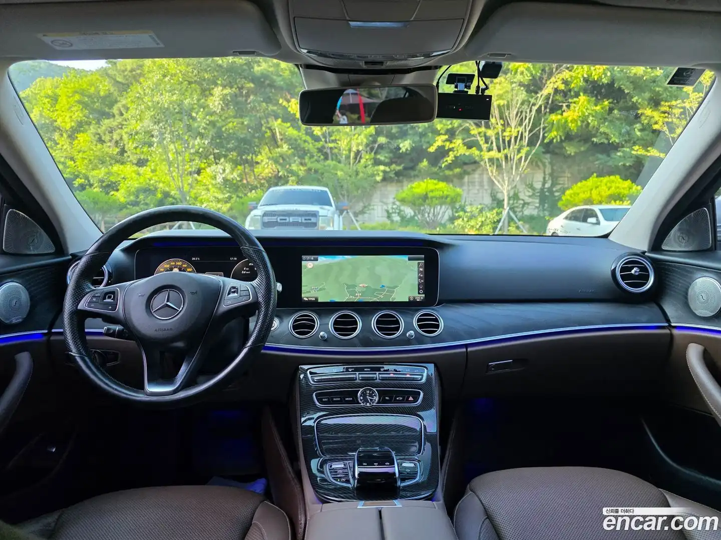 E-Class Mercedes-Benz 2016.7-INNER-007