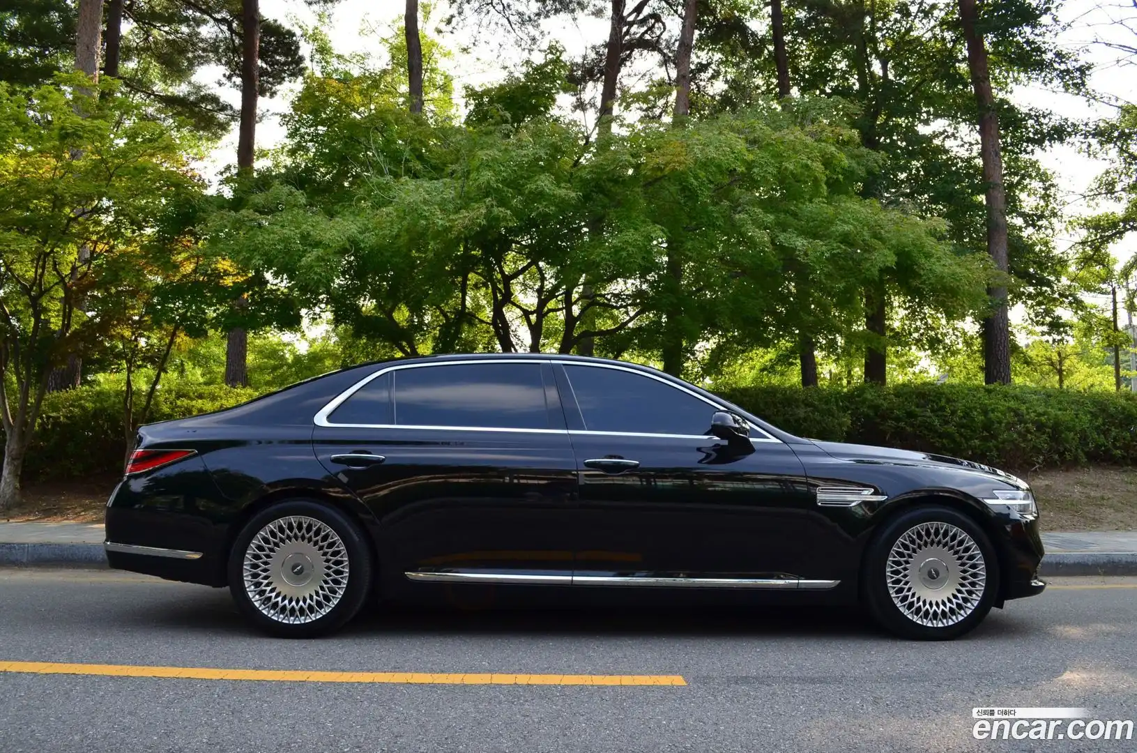 G90 Genesis 2019.10-OUTER-002
