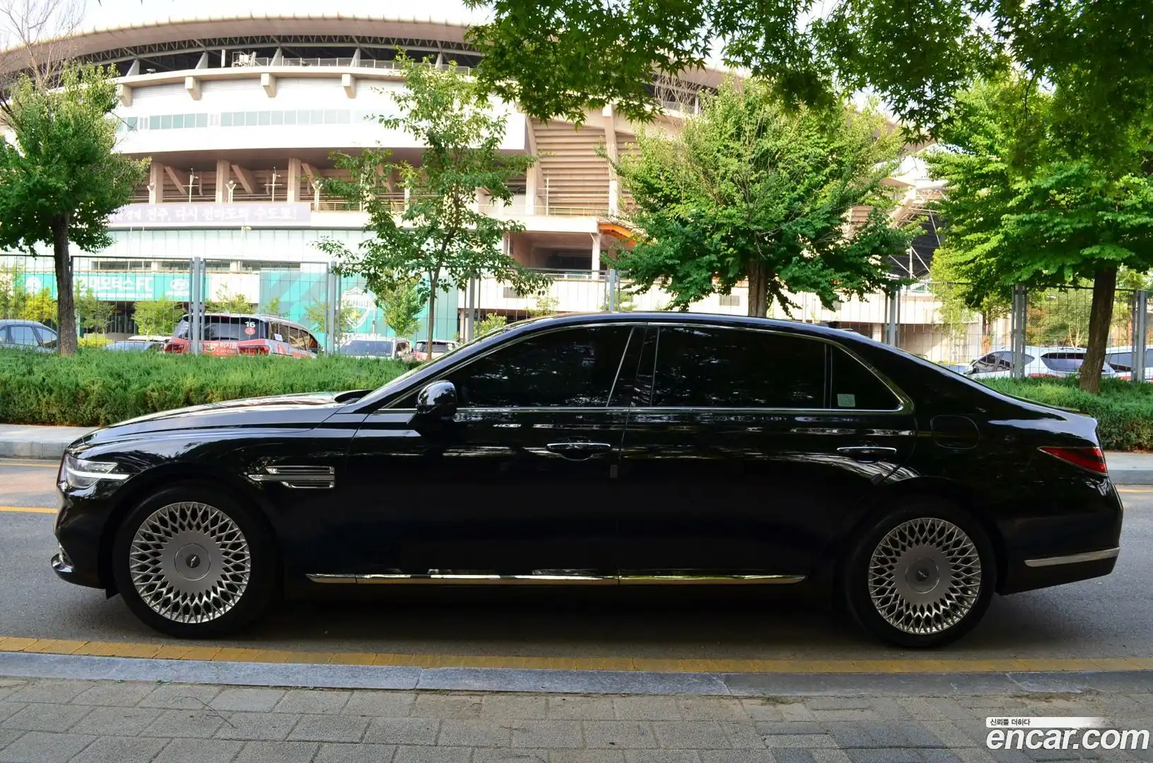 G90 Genesis 2019.10-OUTER-005