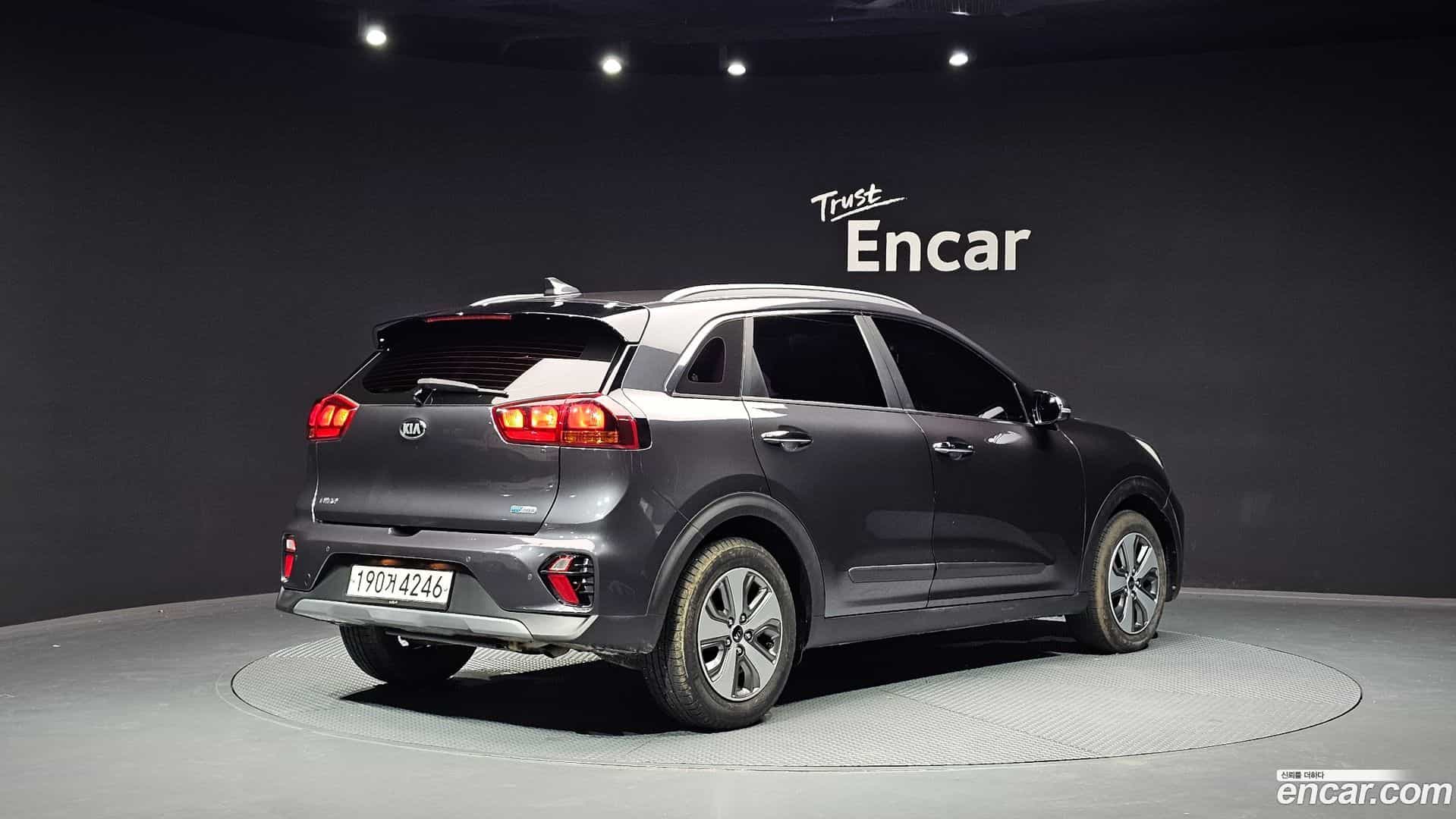 Niro Kia 2020.2-OUTER-002