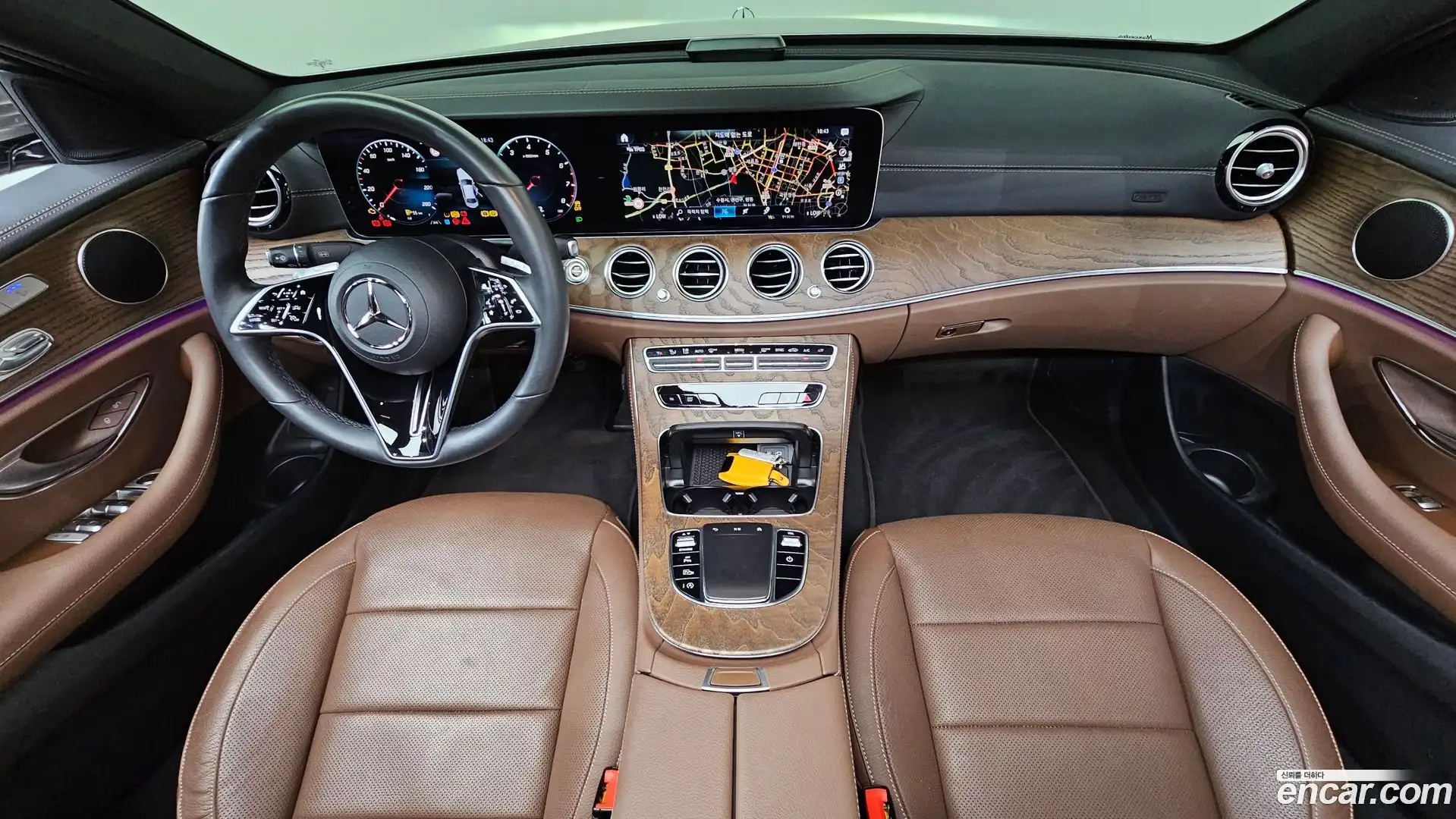 E-Class Mercedes-Benz 2023.7-INNER-007