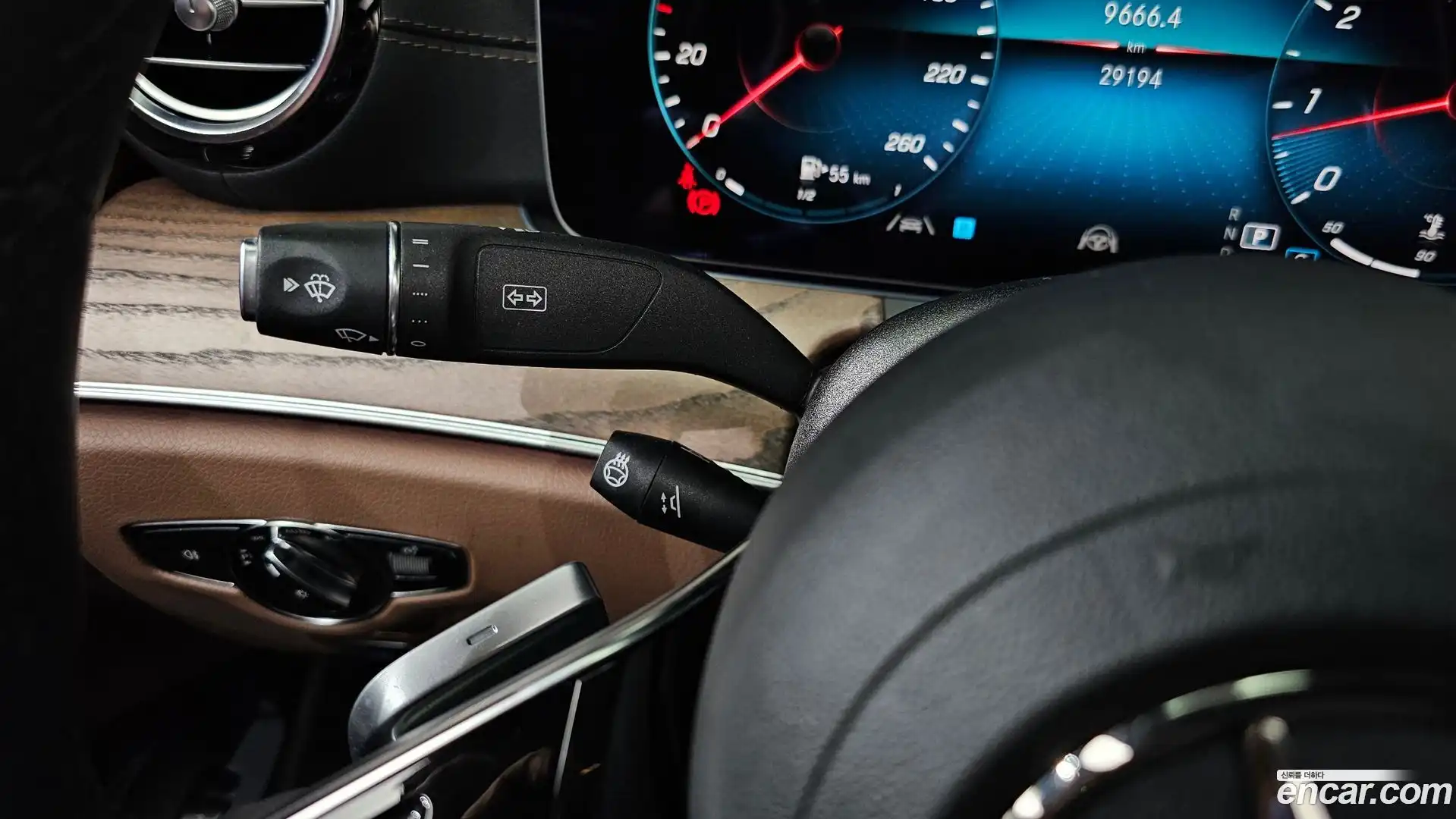 E-Class Mercedes-Benz 2023.7-OPTION-040