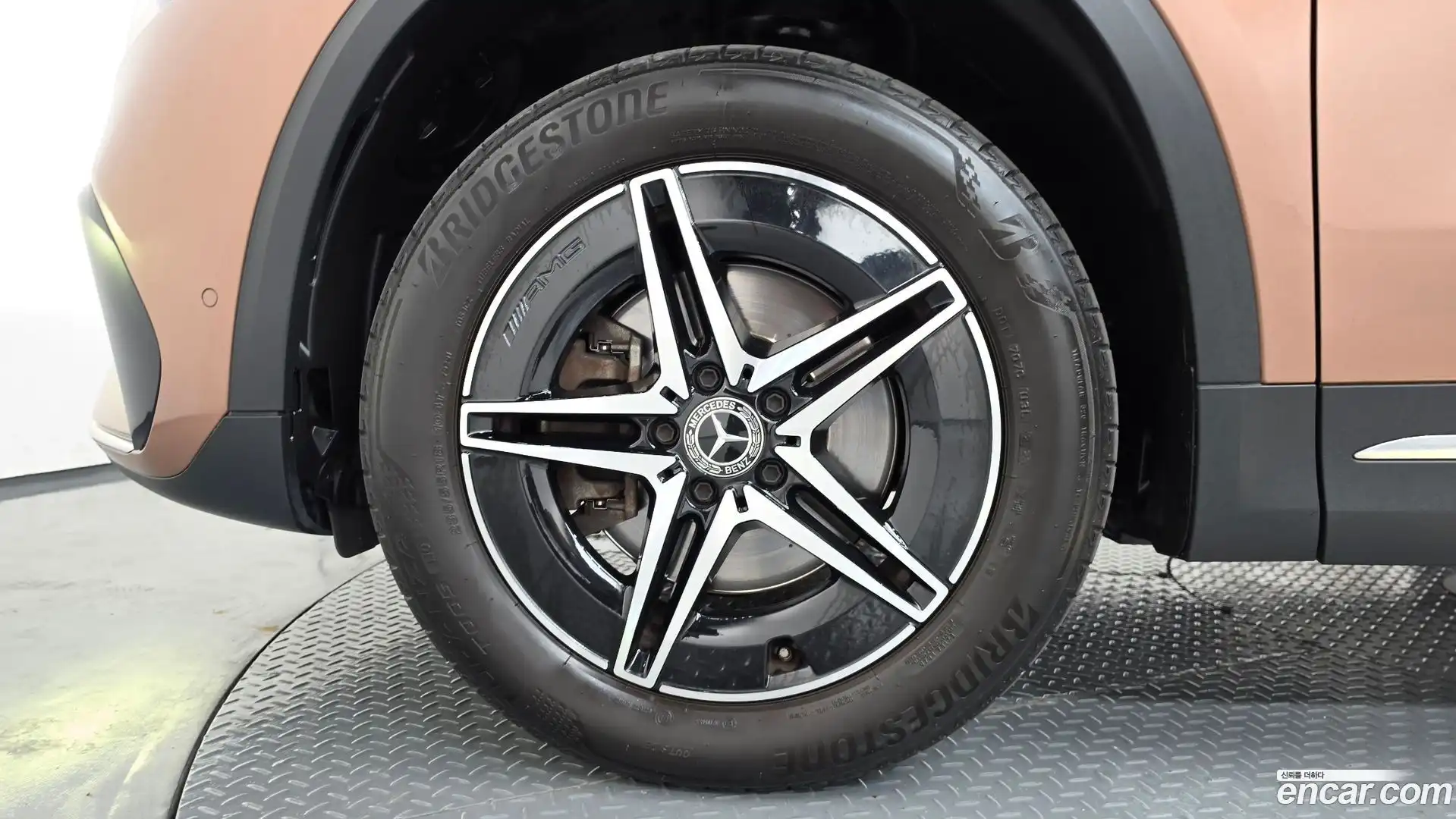 EQA Mercedes-Benz 2022.3-OUTER-005