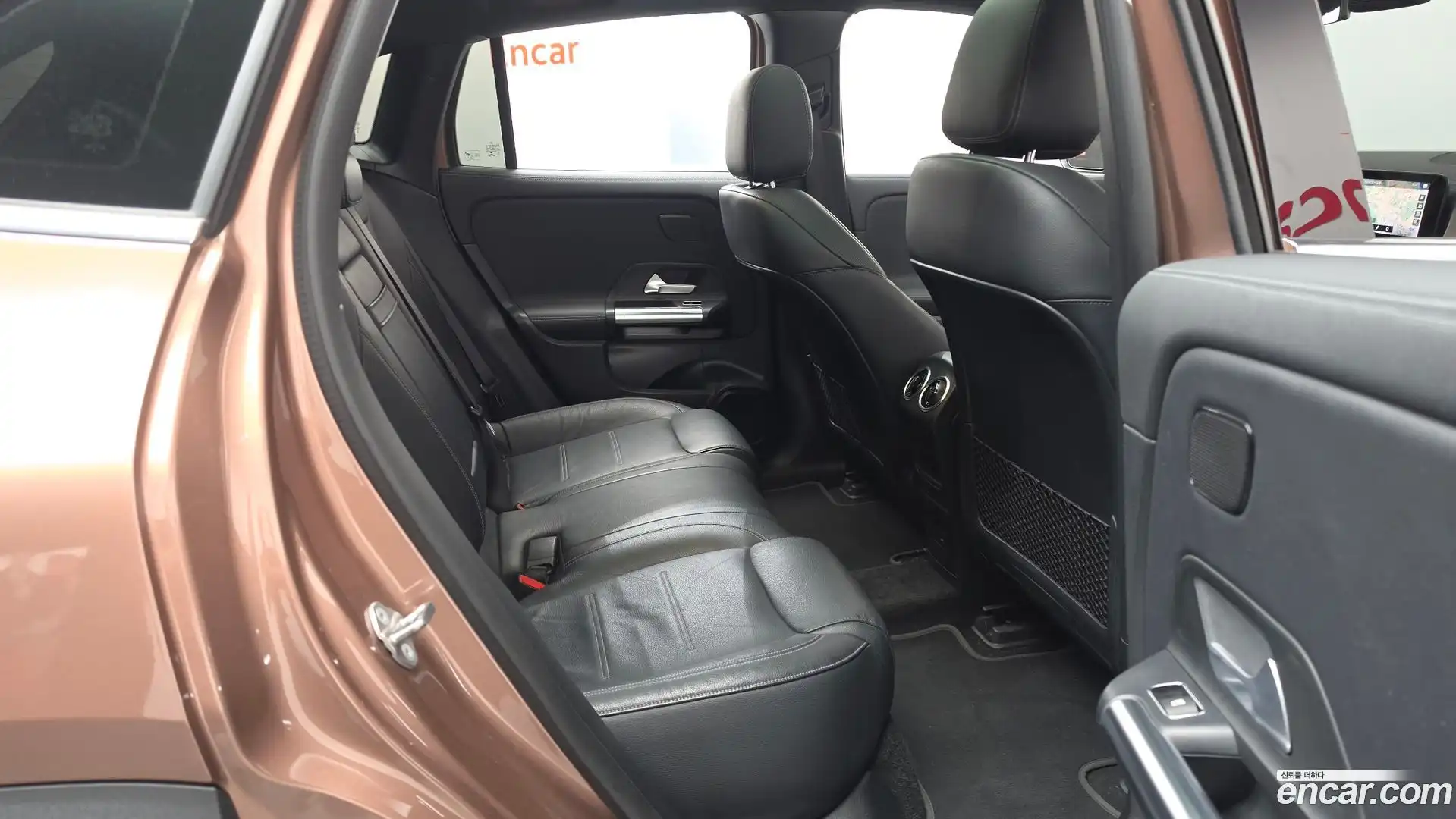 EQA Mercedes-Benz 2022.3-OPTION-015