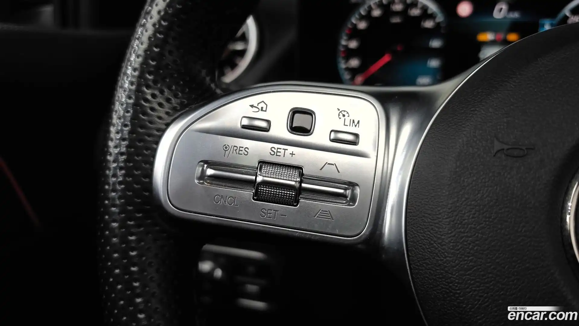 EQA Mercedes-Benz 2022.3-OPTION-019