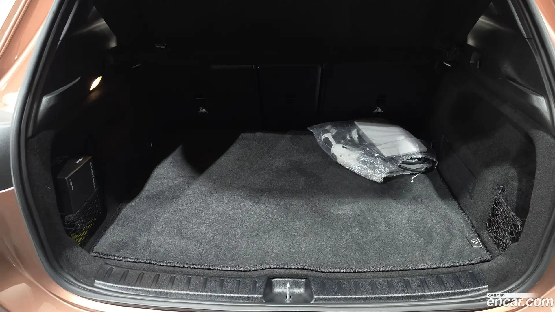 EQA Mercedes-Benz 2022.3-OPTION-022