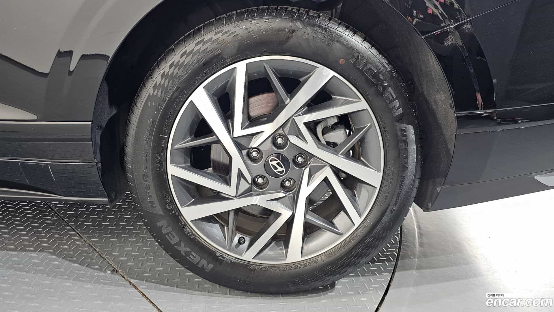 Grandeur Hyundai 2023.7-OUTER-031