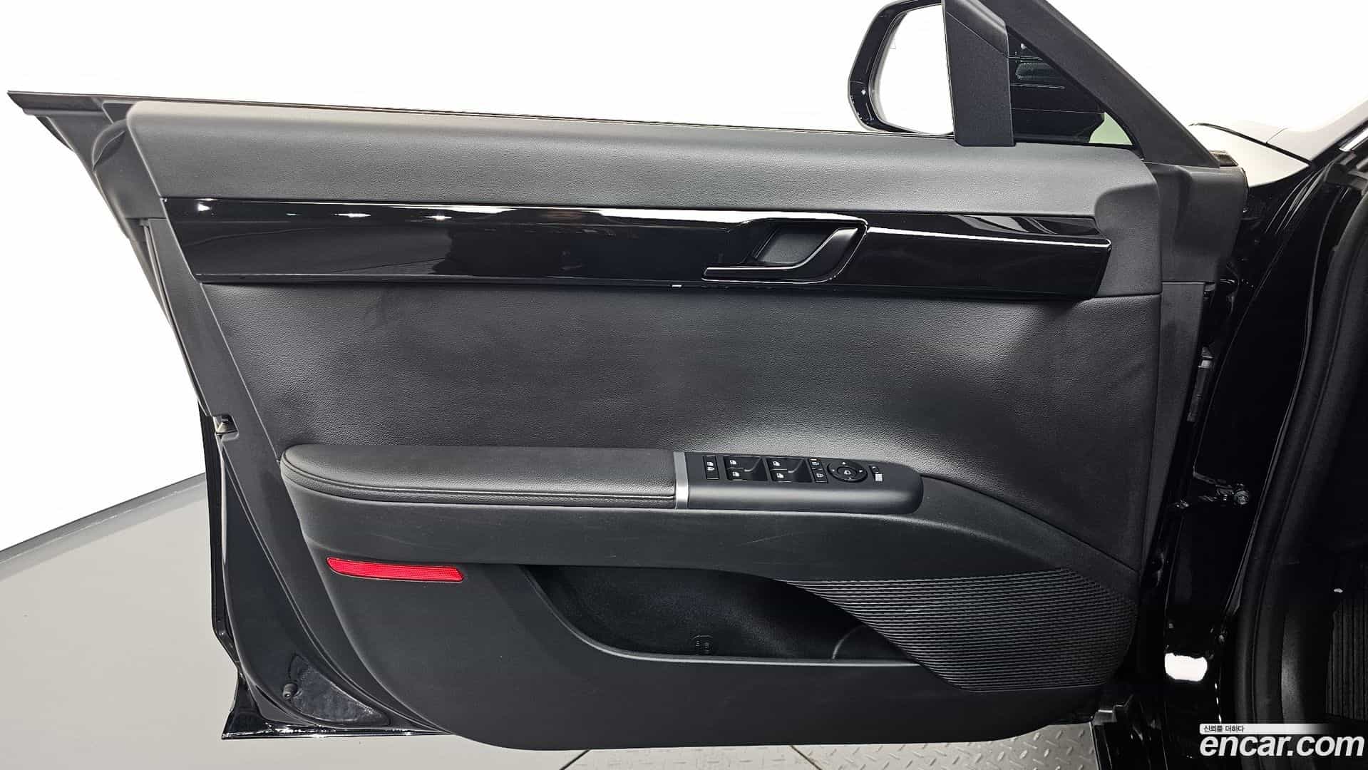 Grandeur Hyundai 2023.7-INNER-034