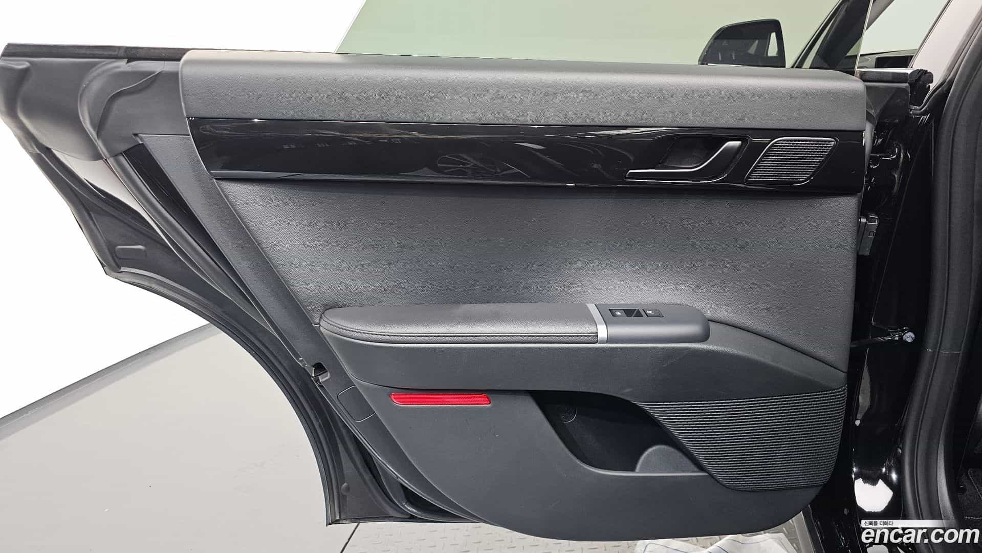 Grandeur Hyundai 2023.7-INNER-035