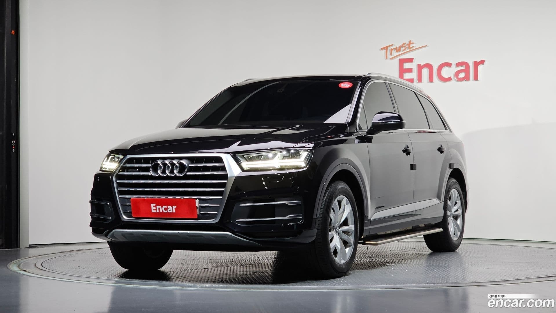 Main__Slider__Photo:Q7 Audi 2019.9-0