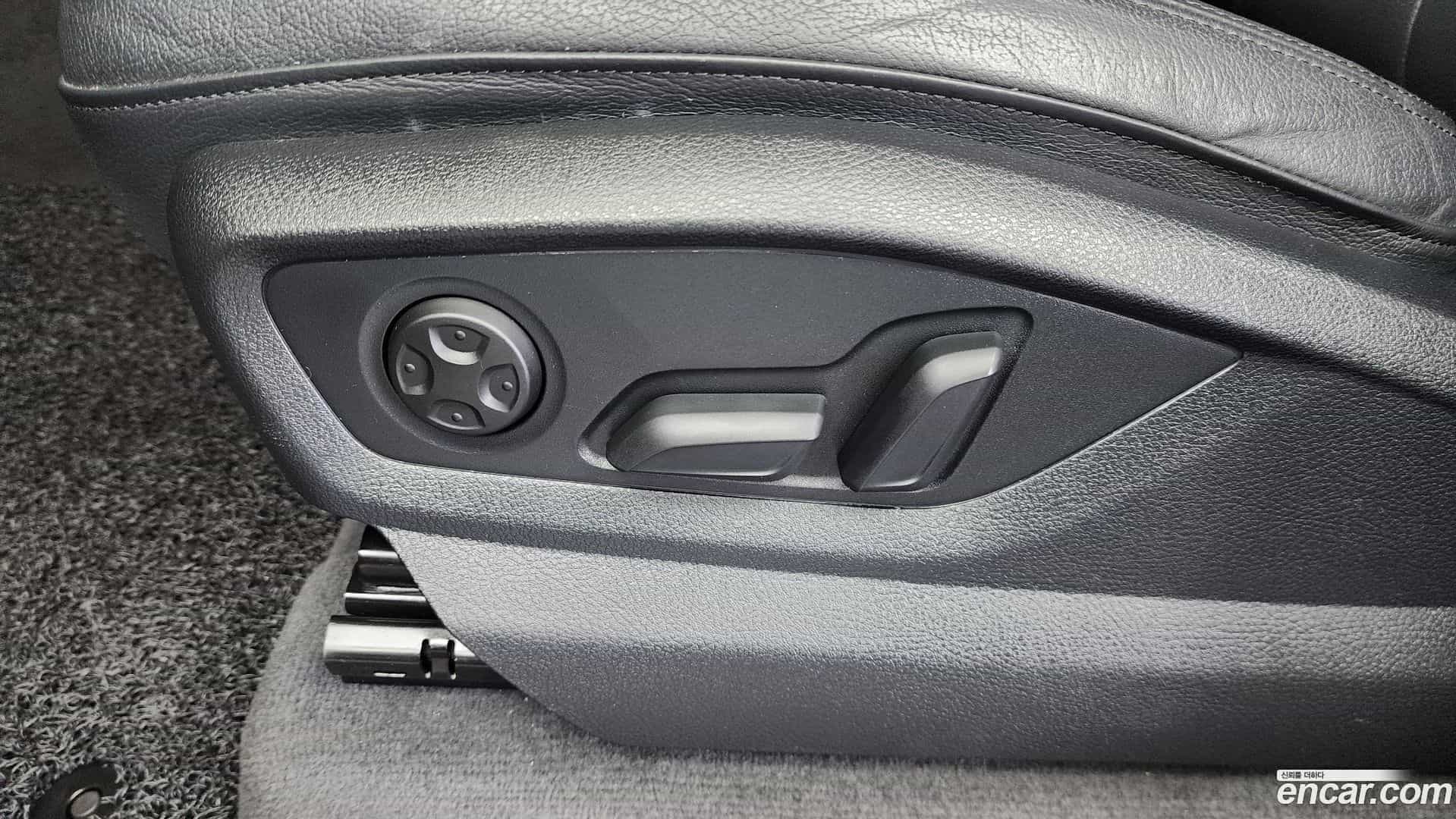 Q7 Audi 2019.9-OPTION-045
