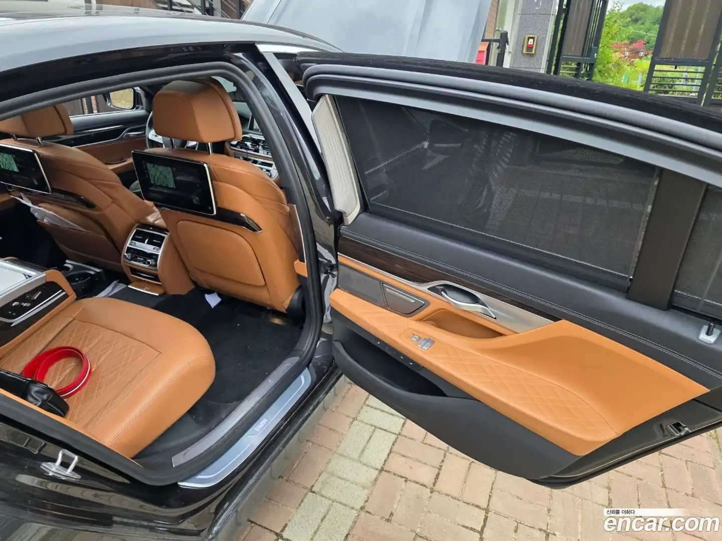 7-Series BMW 2021.6-OUTER-006