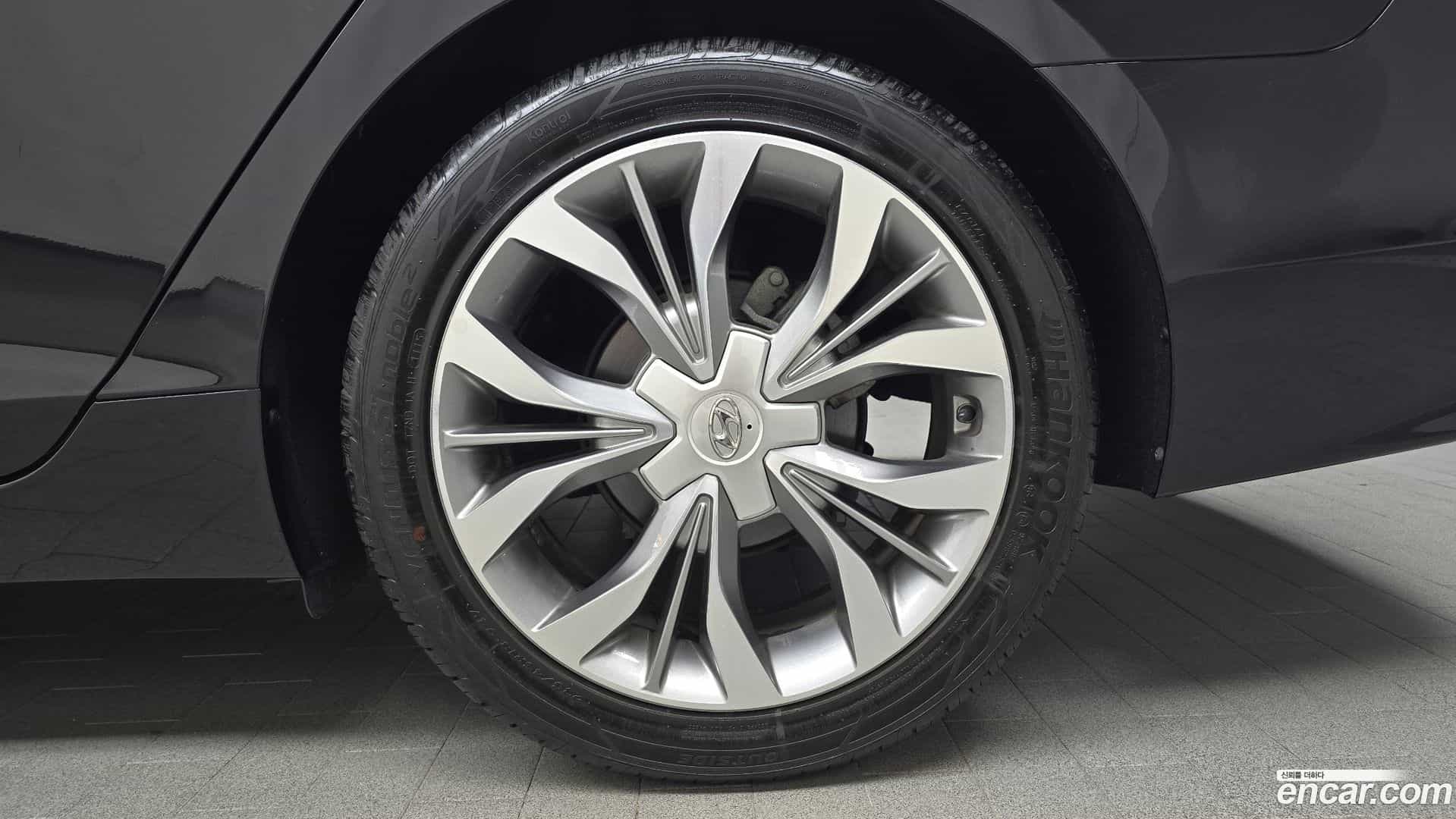 Sonata Hyundai 2015.5-OUTER-031