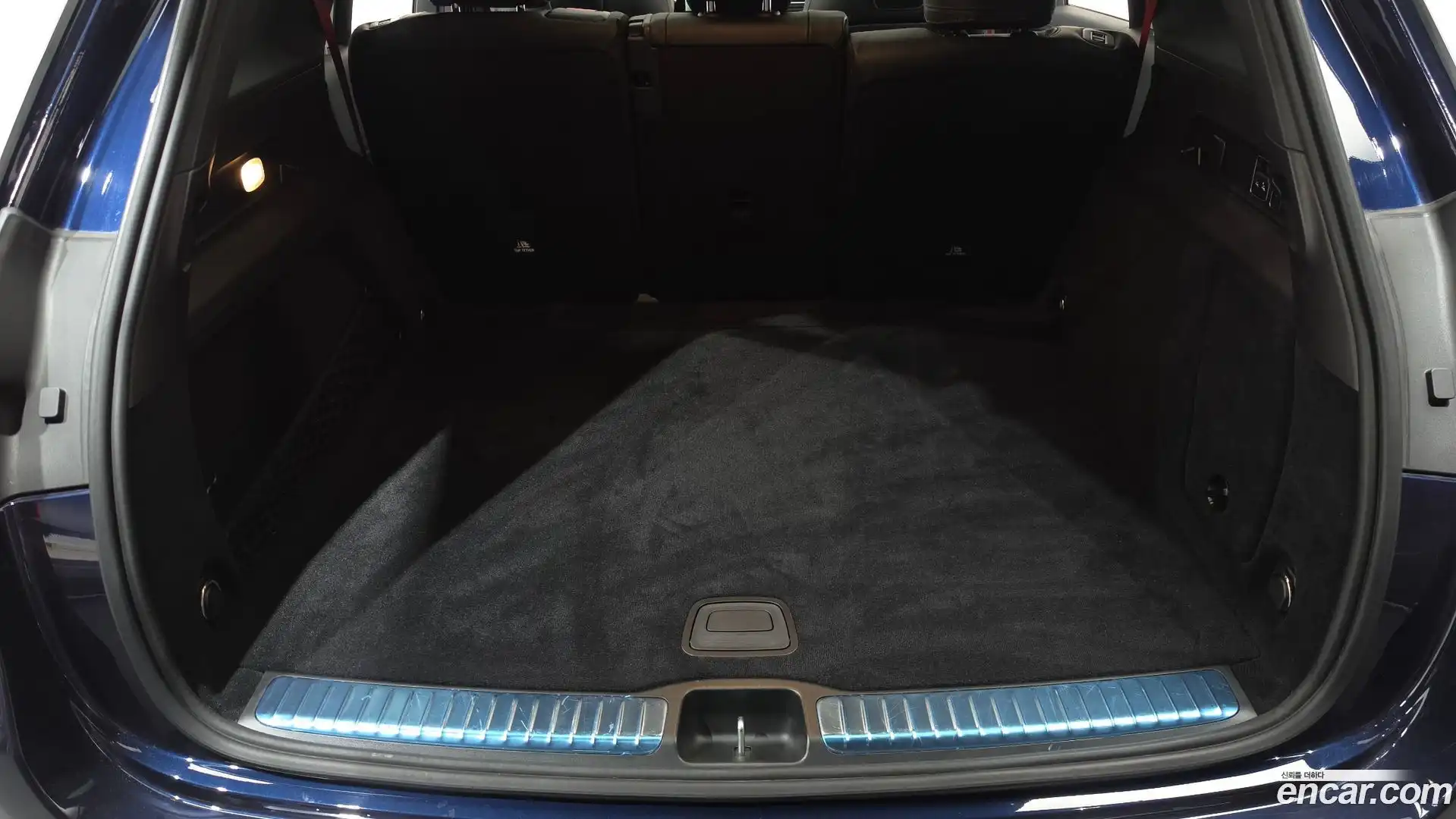 GLE-Class Mercedes-Benz 2020.11-OPTION-024
