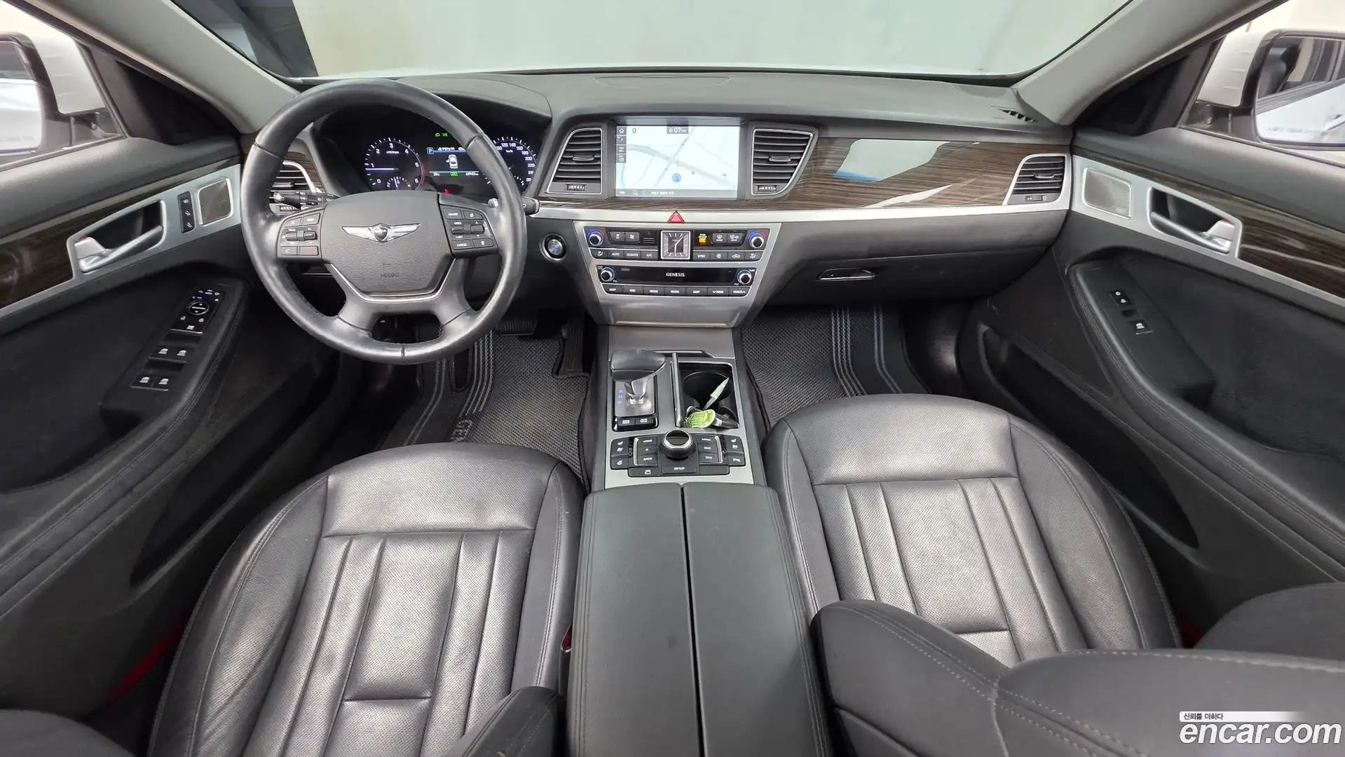 G80 Genesis 2019.3-INNER-007