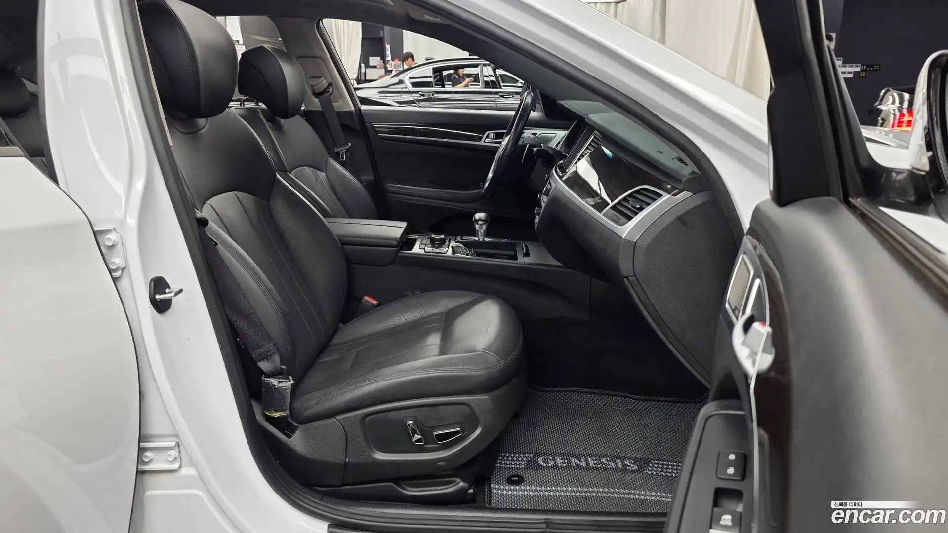 G80 Genesis 2019.3-OPTION-015