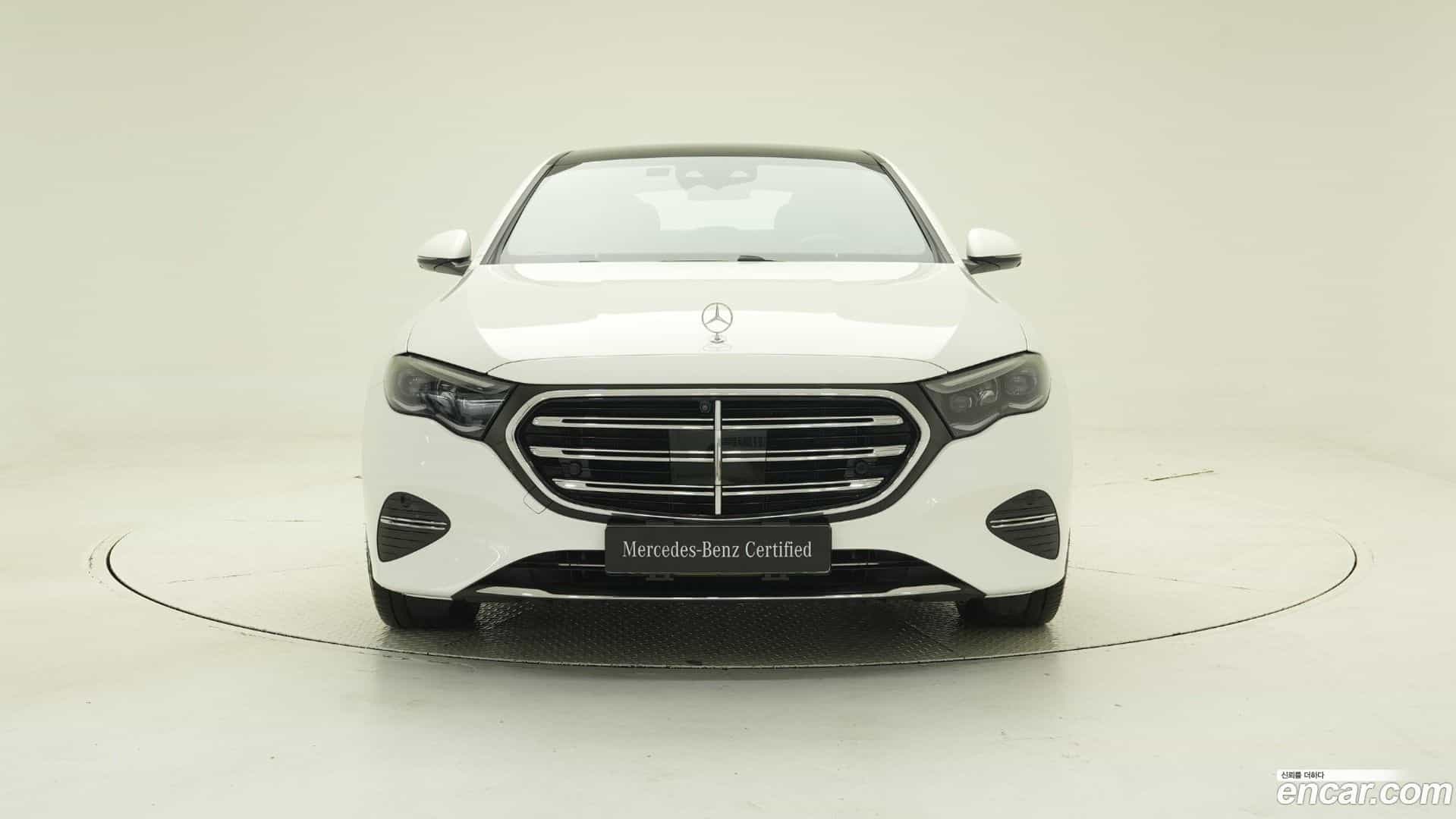 E-Class Mercedes-Benz 2025.6-OUTER-003