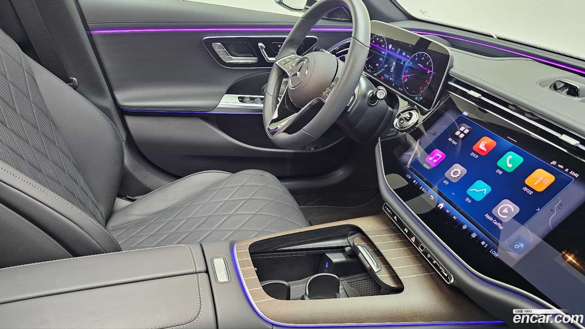 E-Class Mercedes-Benz 2025.6-INNER-009