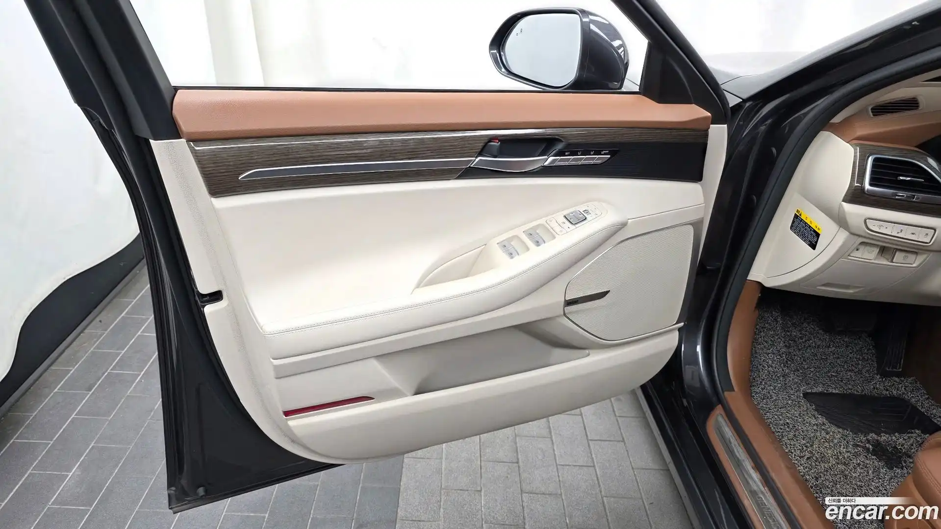 G90 Genesis 2021.2-INNER-034