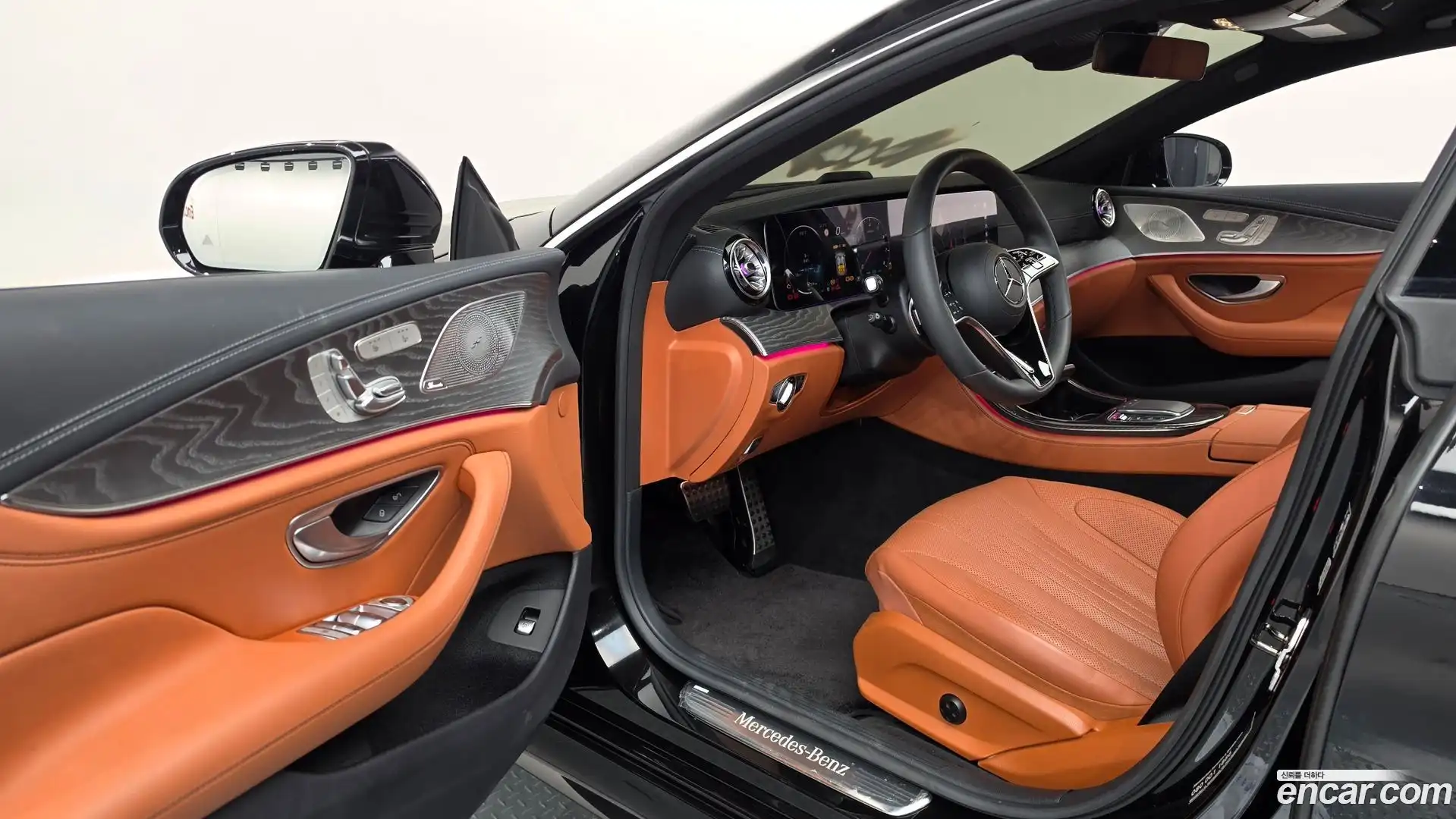 CLS-Class Mercedes-Benz 2023.9-INNER-010