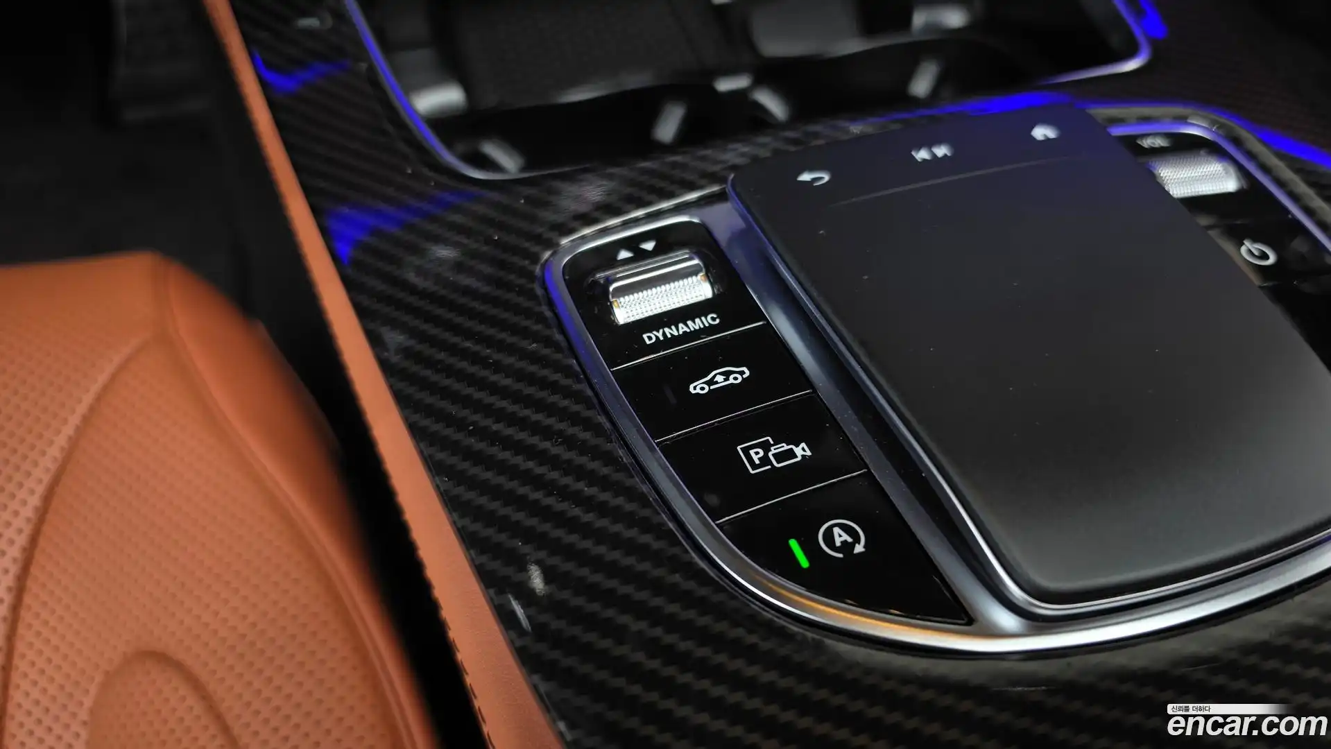 CLS-Class Mercedes-Benz 2023.9-OPTION-020