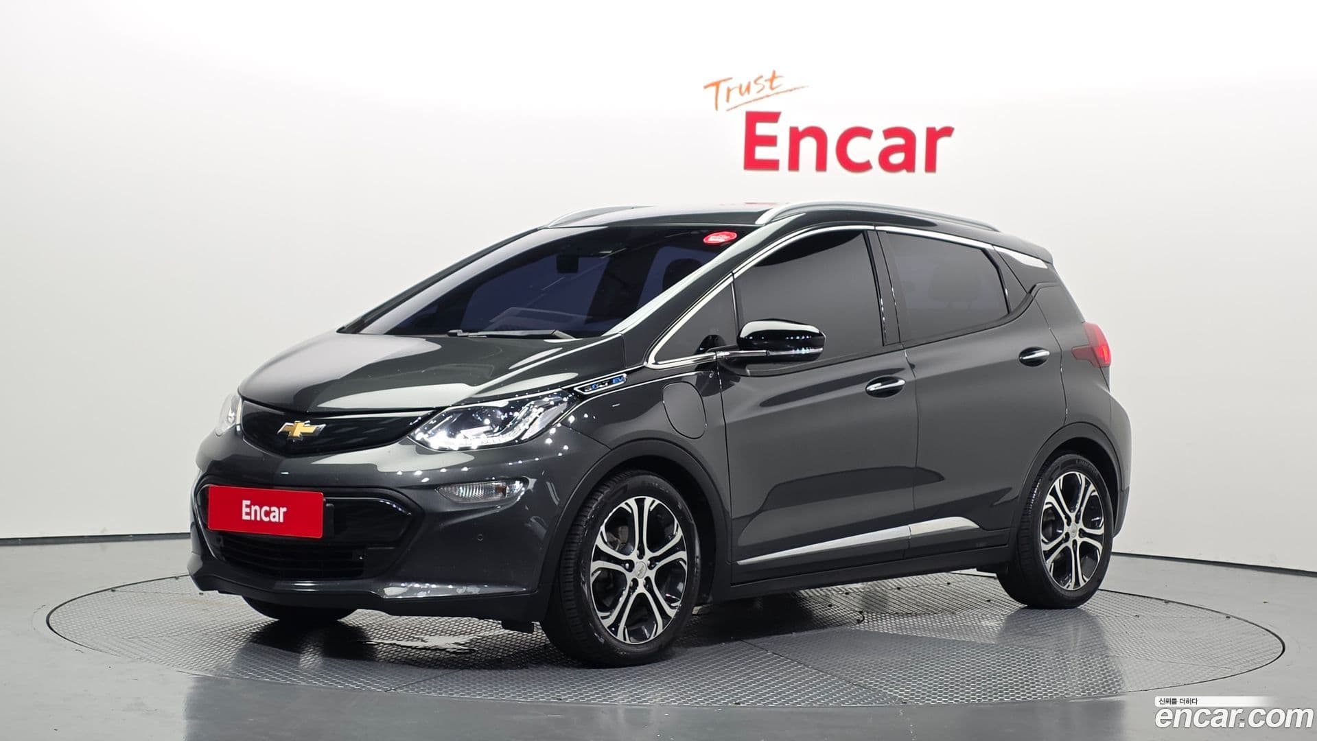 Main__Slider__Photo:Bolt EV Chevrolet 2019.5-0