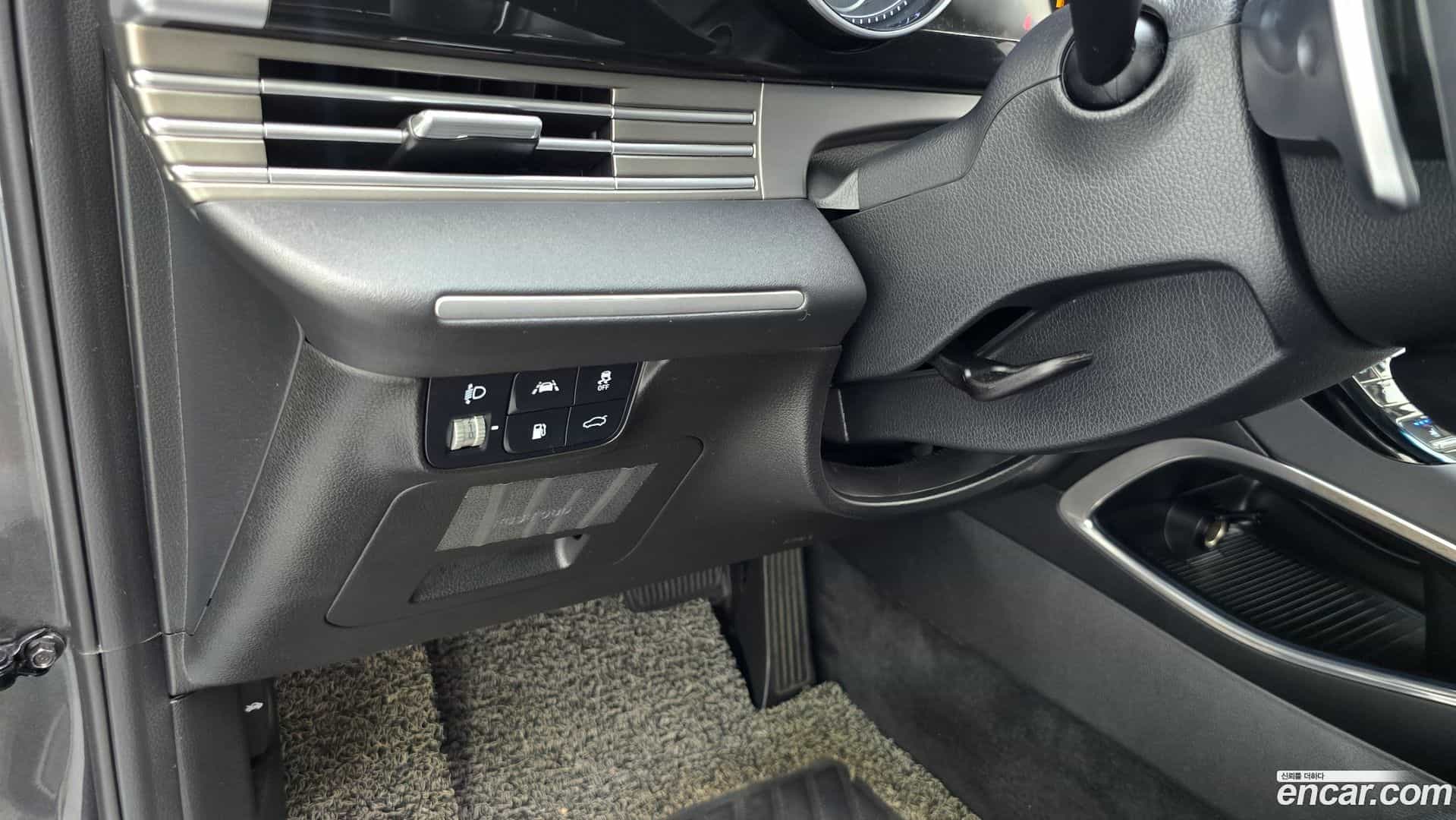 Grandeur Hyundai 2021.4-OPTION-023