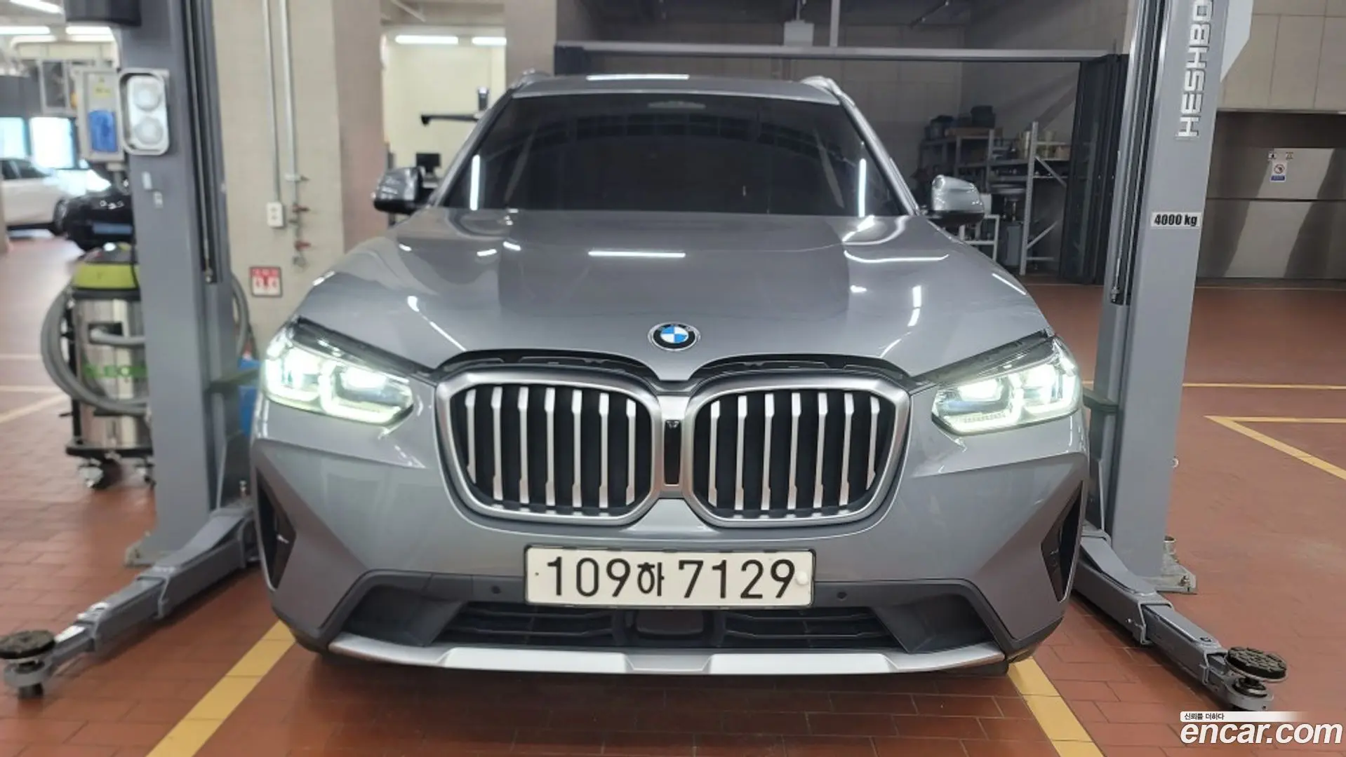 Main__Slider__Photo:X3 BMW 2022.10-0