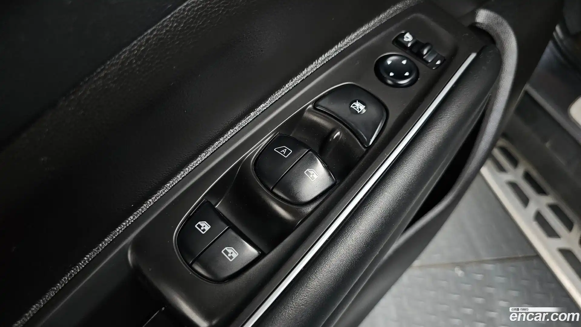 QM6 Renault Korea 2020.1-OPTION-042
