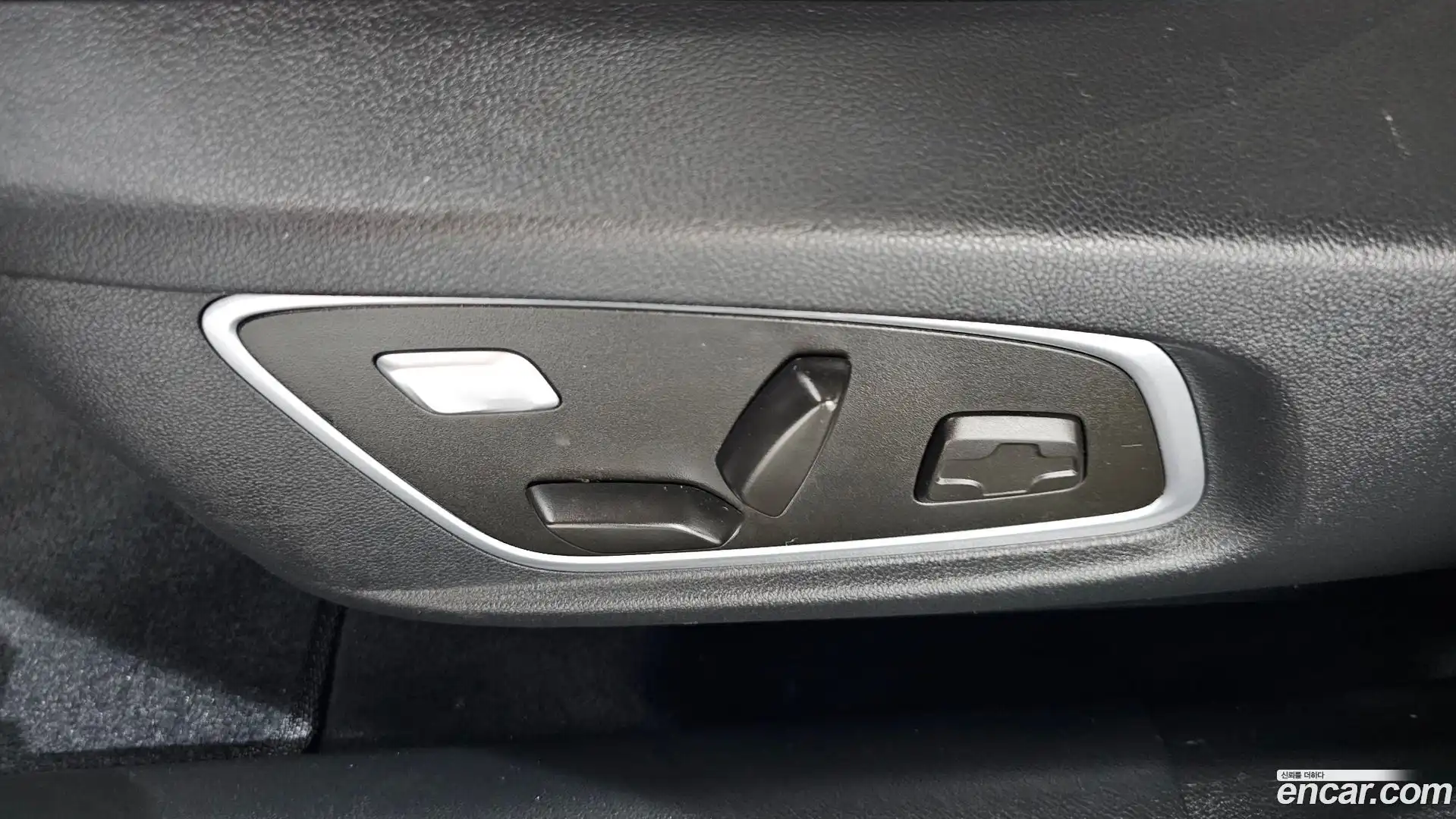 QM6 Renault Korea 2020.1-OPTION-044