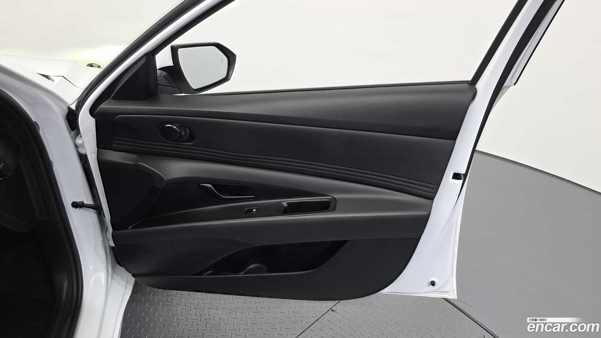 AVANTE Hyundai 2025.7-INNER-034