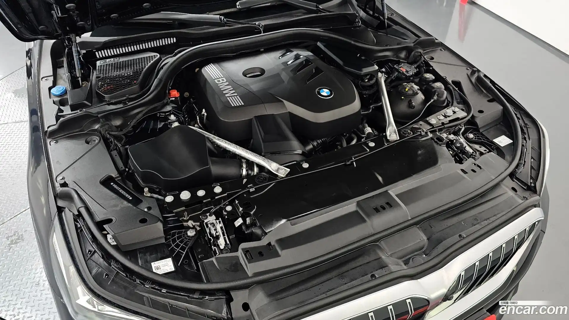 5-Series BMW 2025.2-OUTER-006