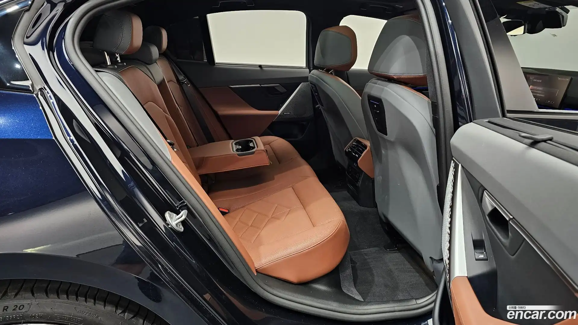 5-Series BMW 2025.2-OPTION-015