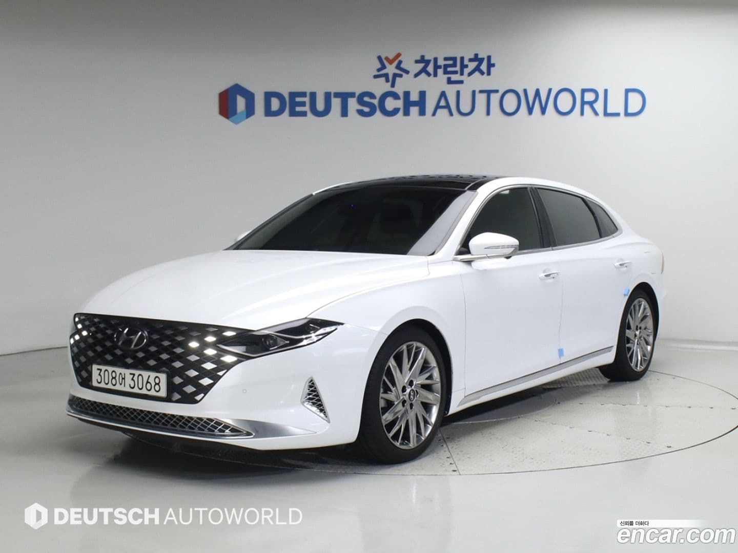 Main__Slider__Photo:Grandeur Hyundai 2020.4-0