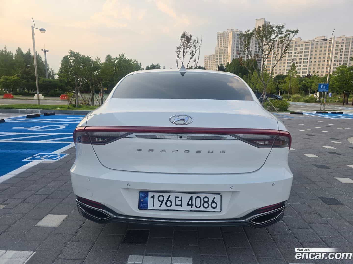 Grandeur Hyundai 2022.4-OUTER-004