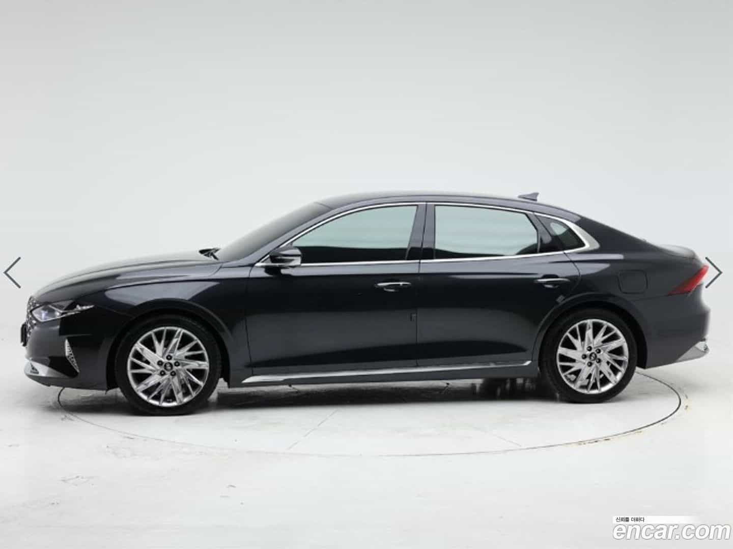 Grandeur Hyundai 2021.3-OUTER-003