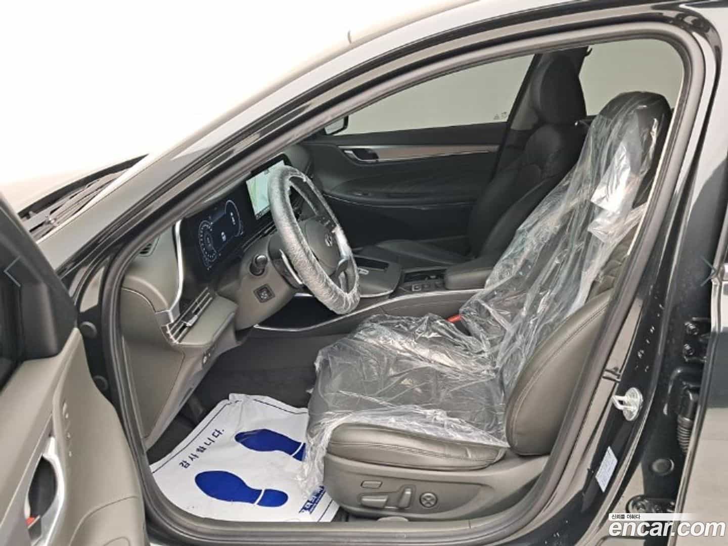 Grandeur Hyundai 2021.3-OPTION-015