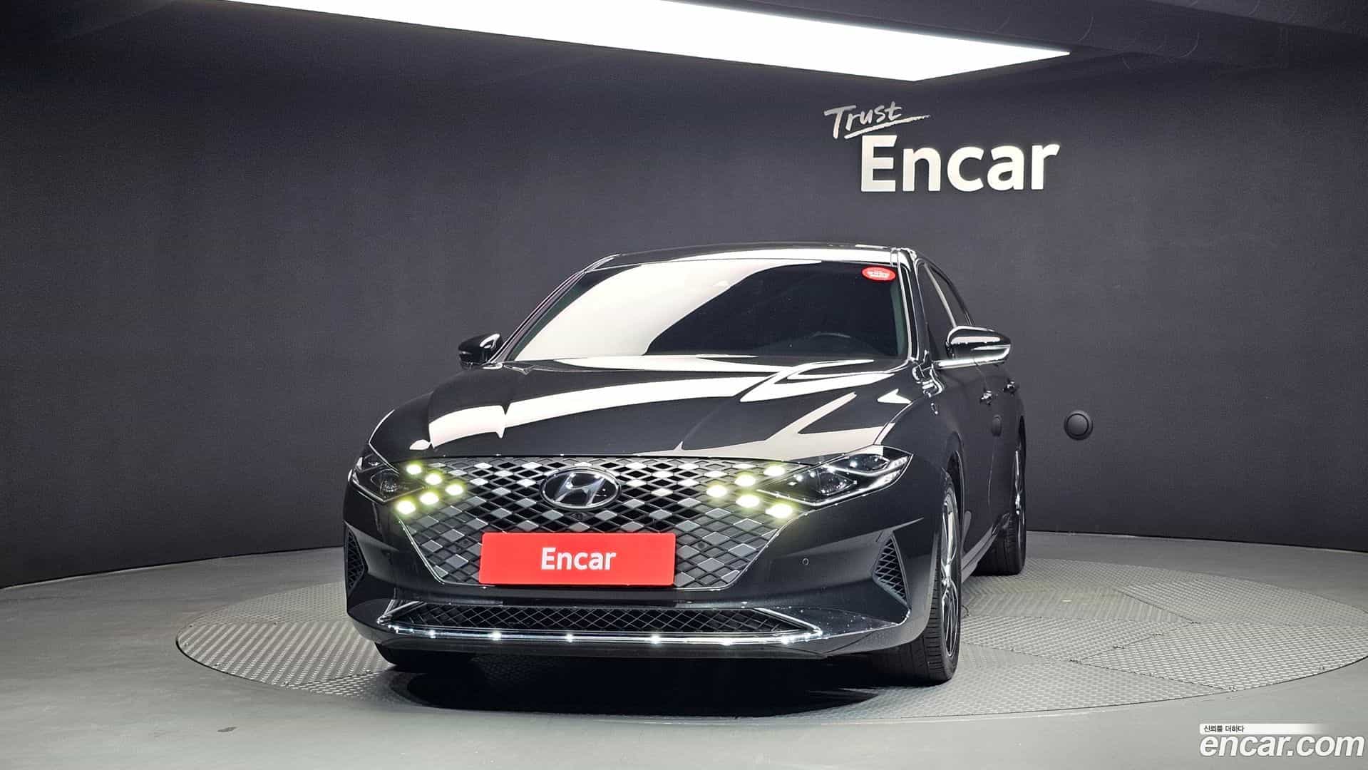 Grandeur Hyundai 2022.0-OUTER-003